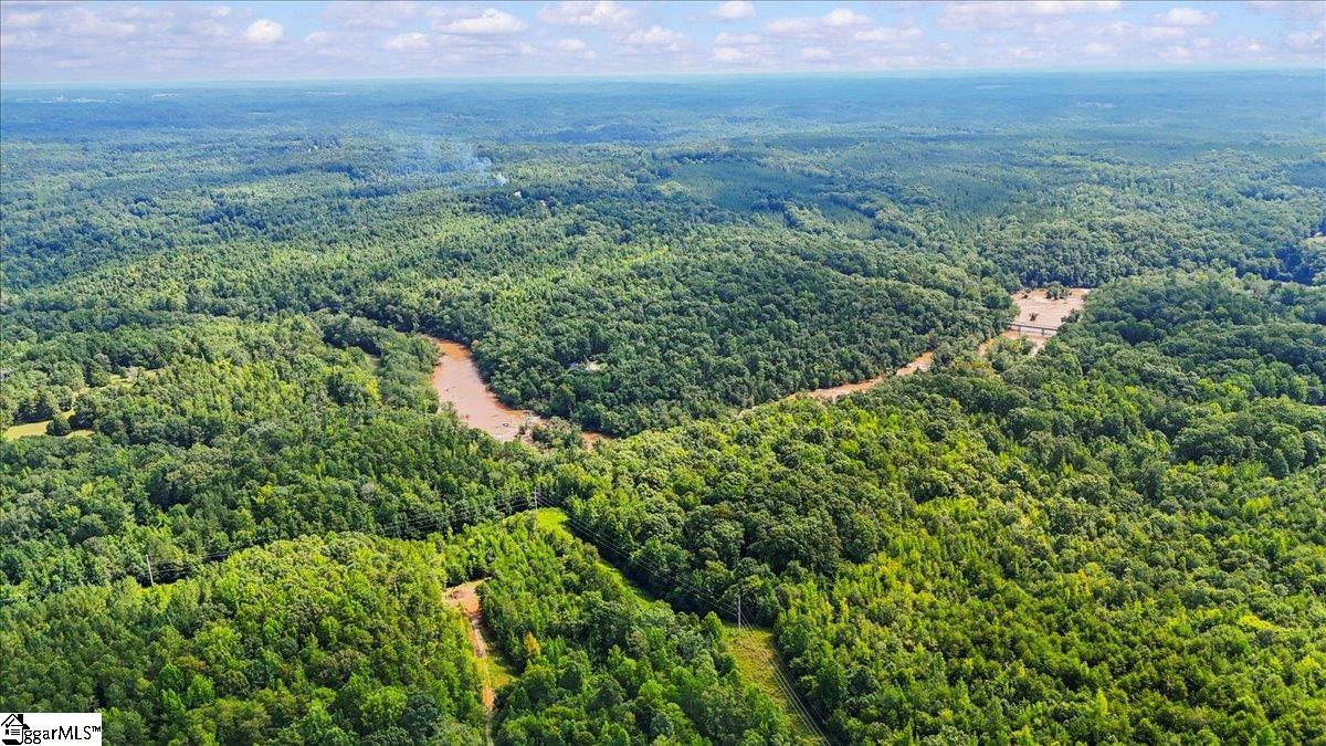 158 Shaw Ridge Drive Woodruff, SC 29388