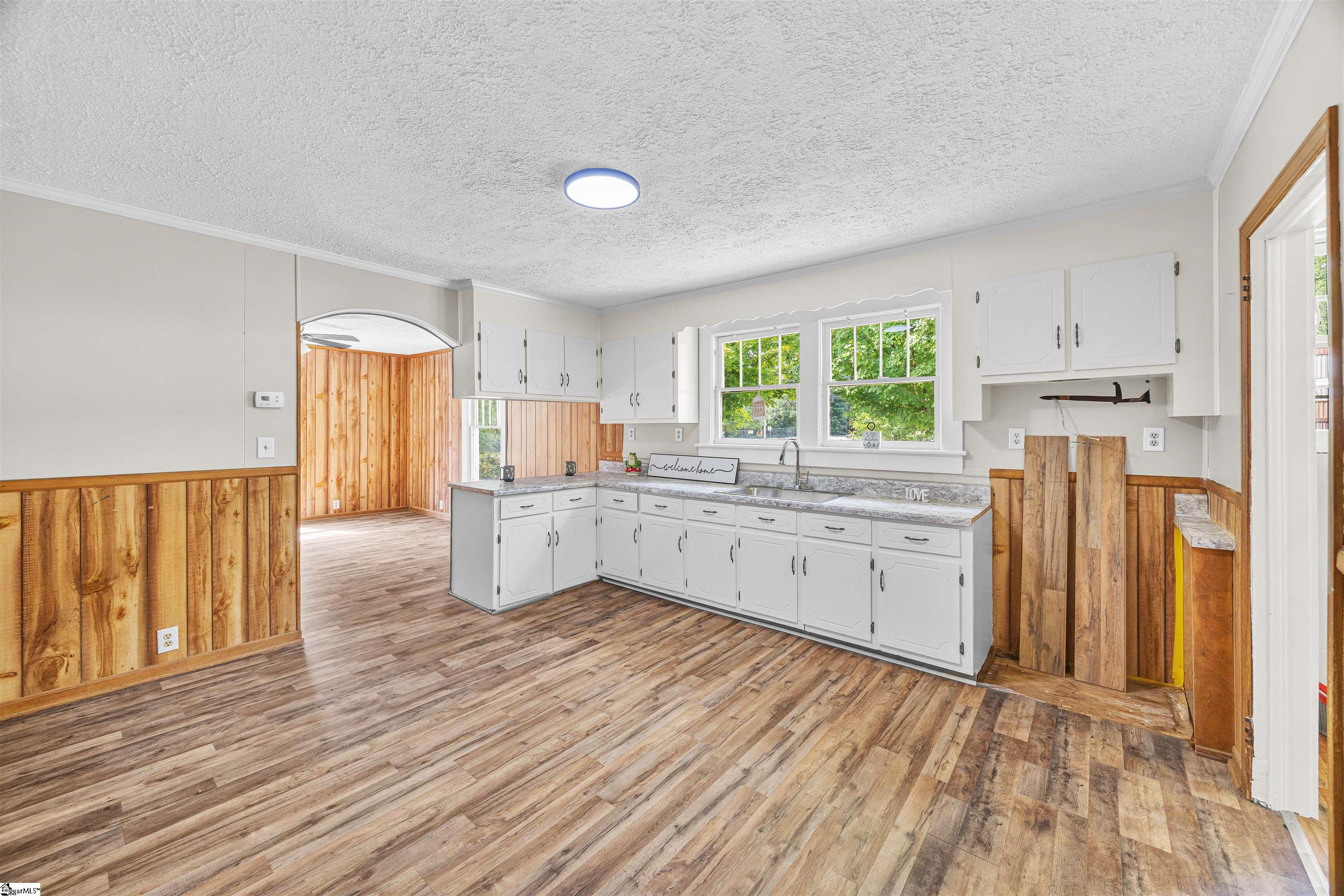 704 Slater Road Marietta, SC 29661