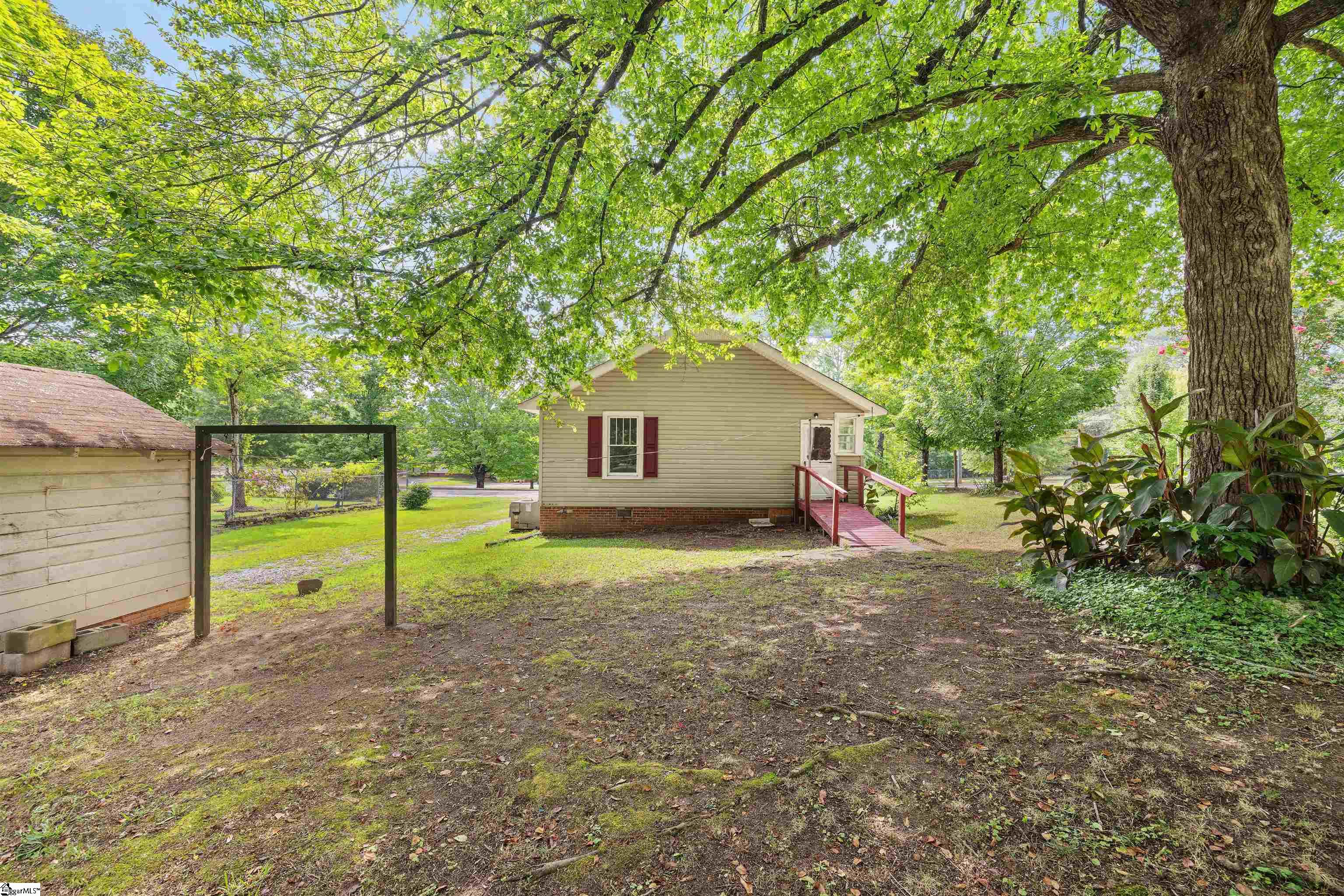 704 Slater Road Marietta, SC 29661
