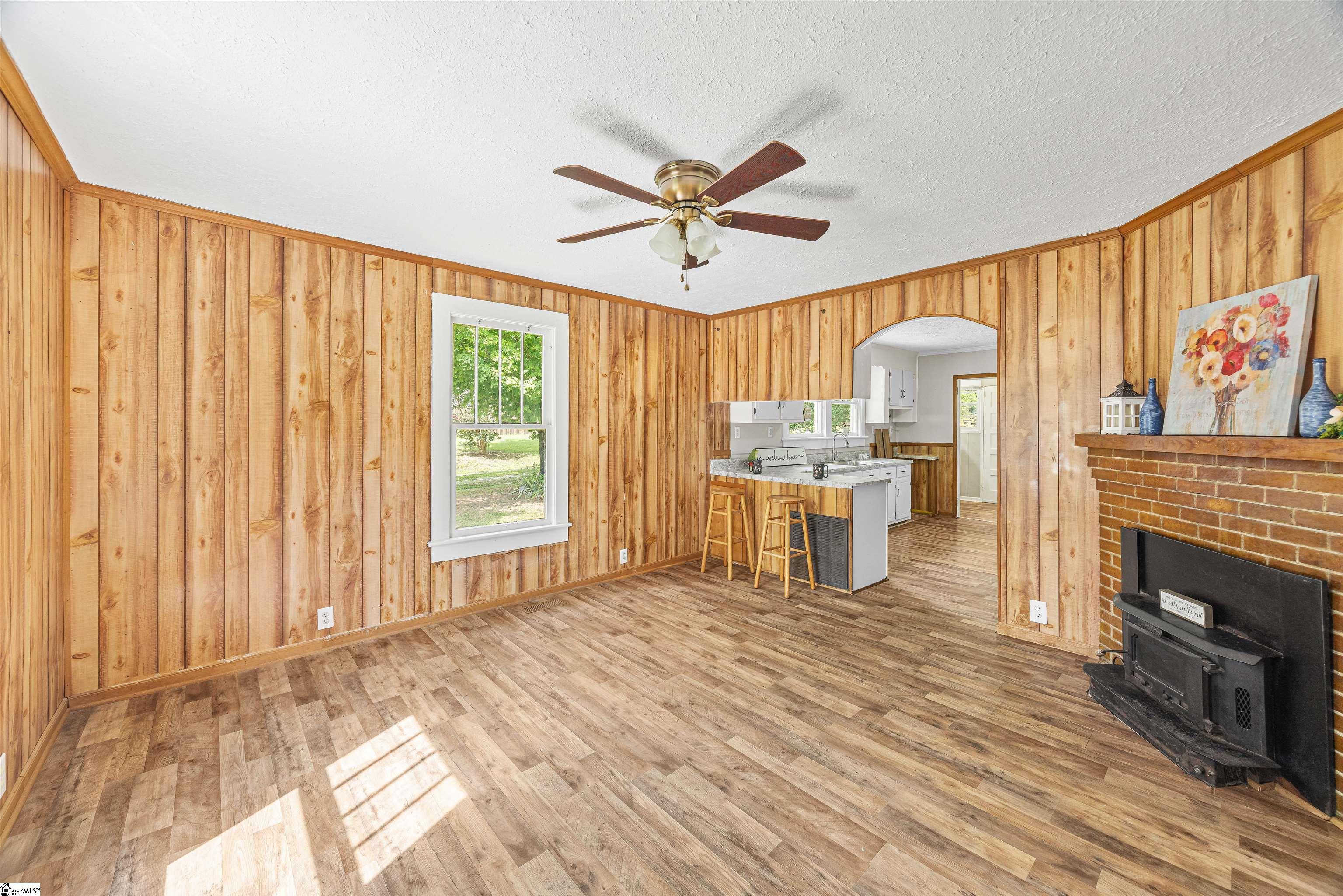 704 Slater Road Marietta, SC 29661