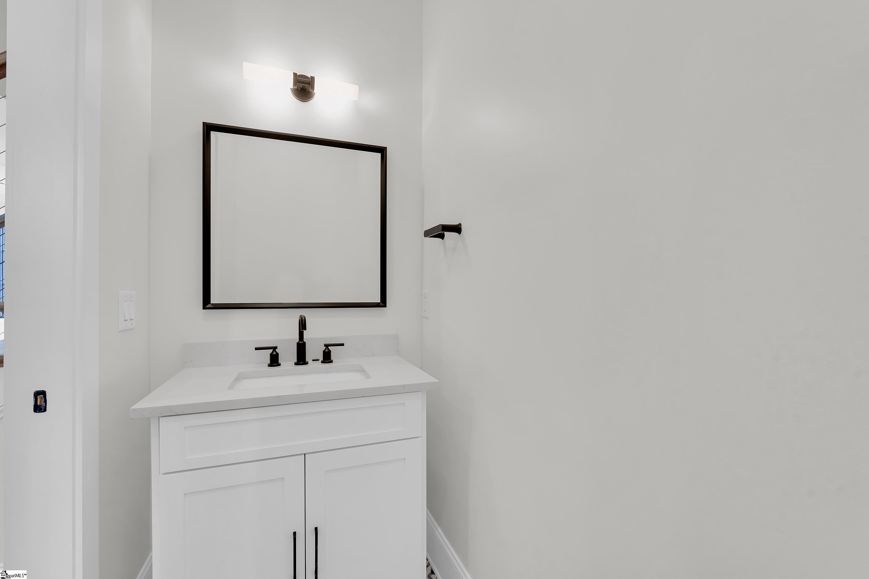 611 N Main Street UNIT Unit #8 Greenville, SC 29601