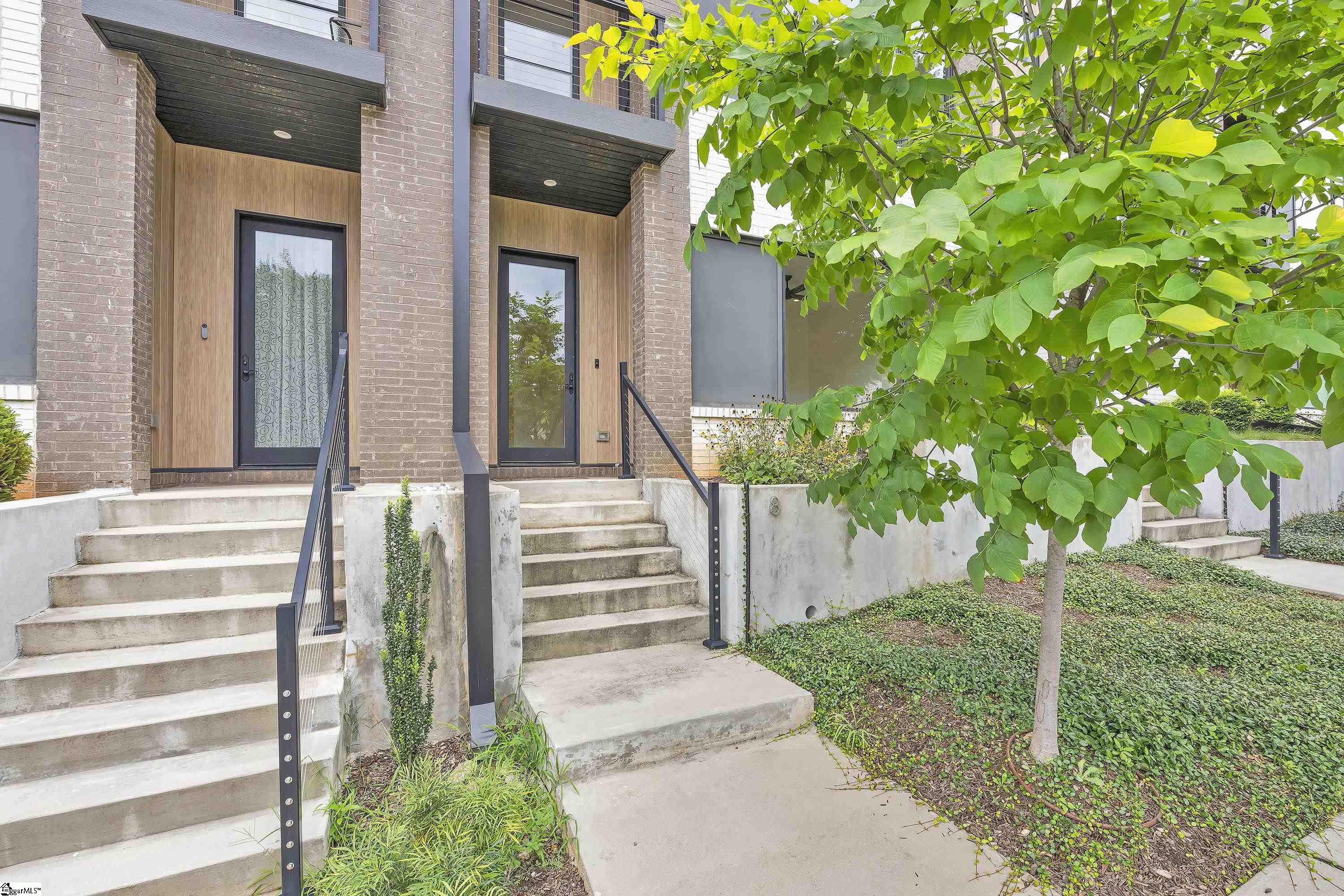 611 N Main Street UNIT Unit #8 Greenville, SC 29601