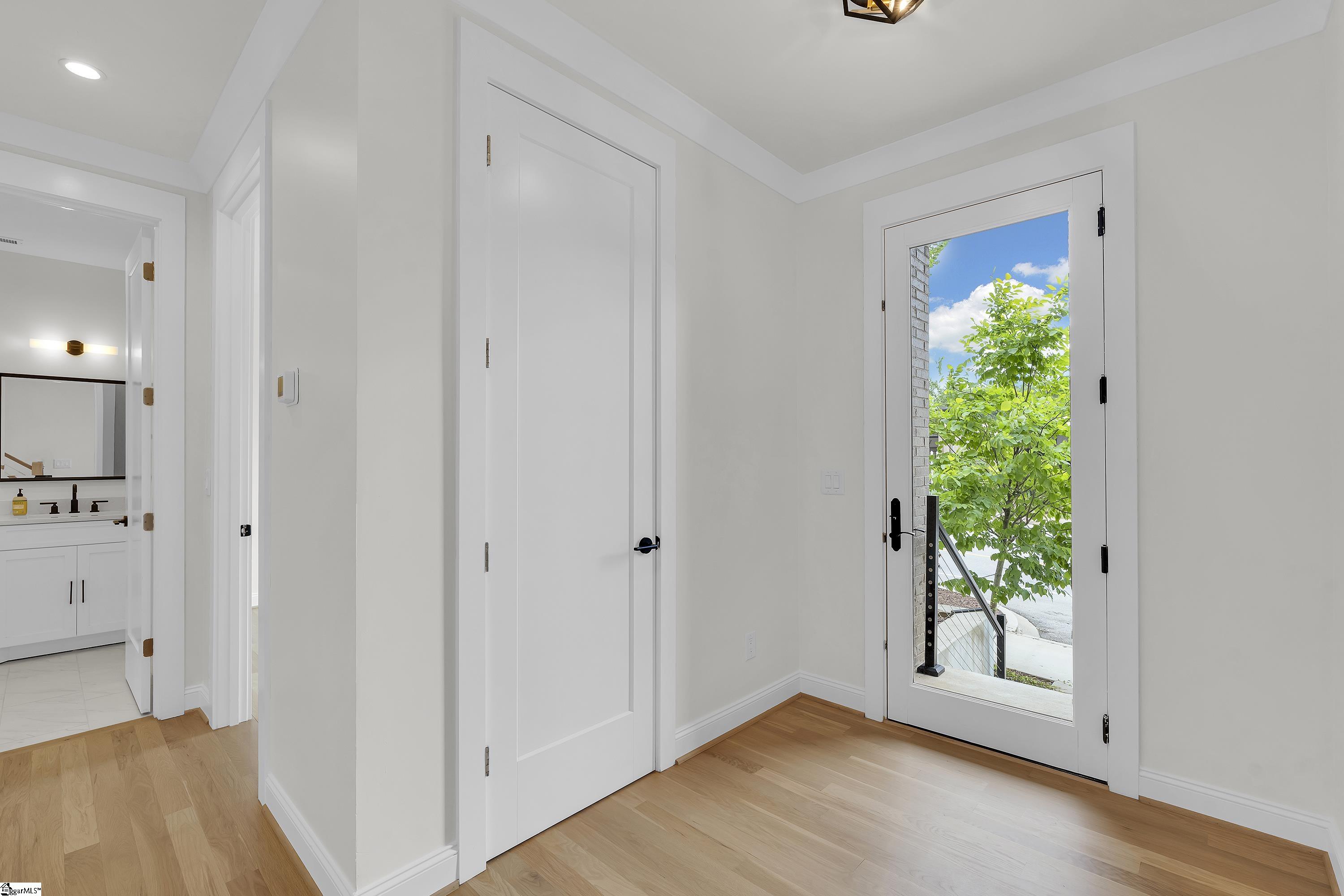 611 N Main Street UNIT Unit #8 Greenville, SC 29601