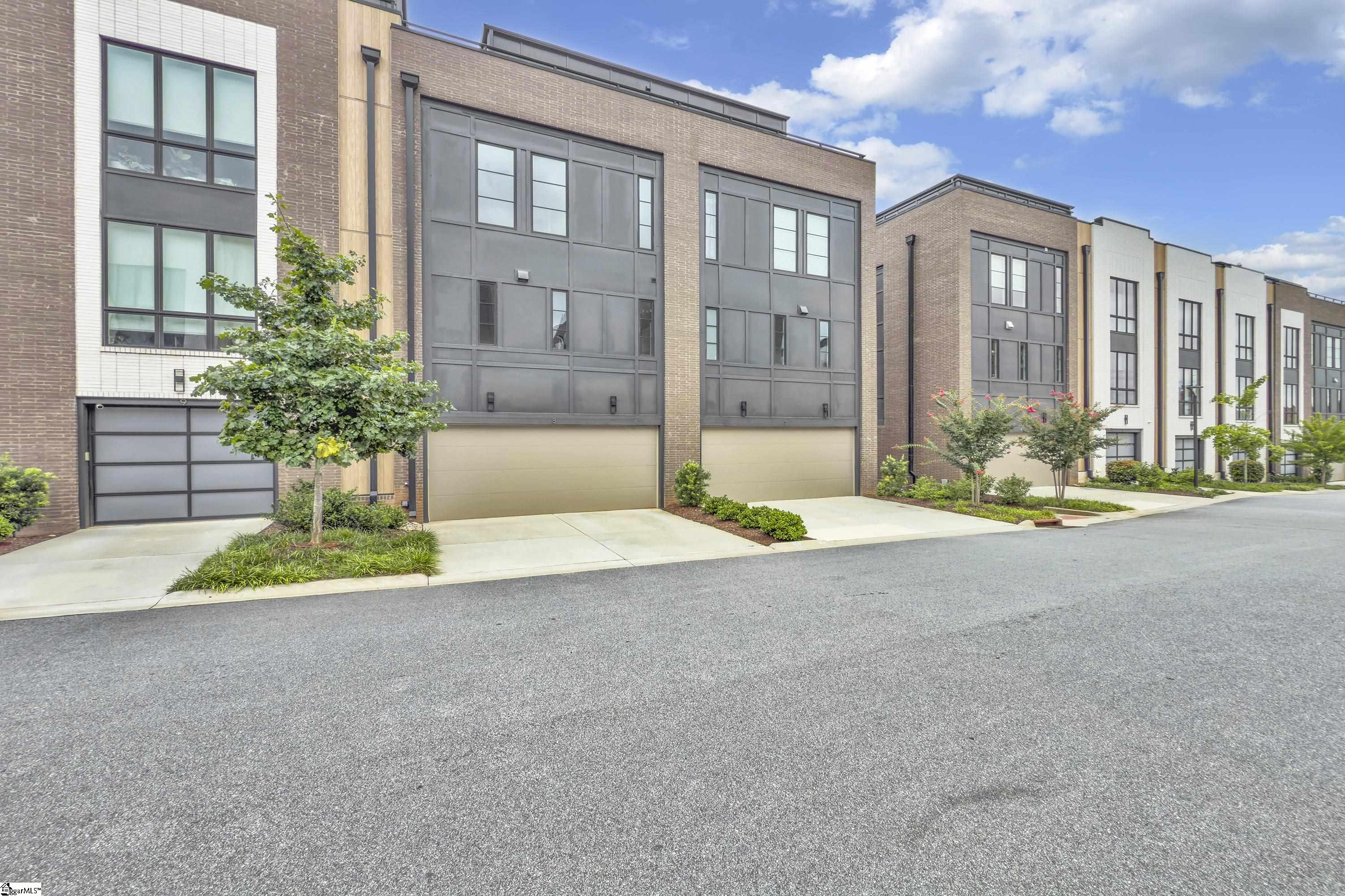 611 N Main Street UNIT Unit #8 Greenville, SC 29601
