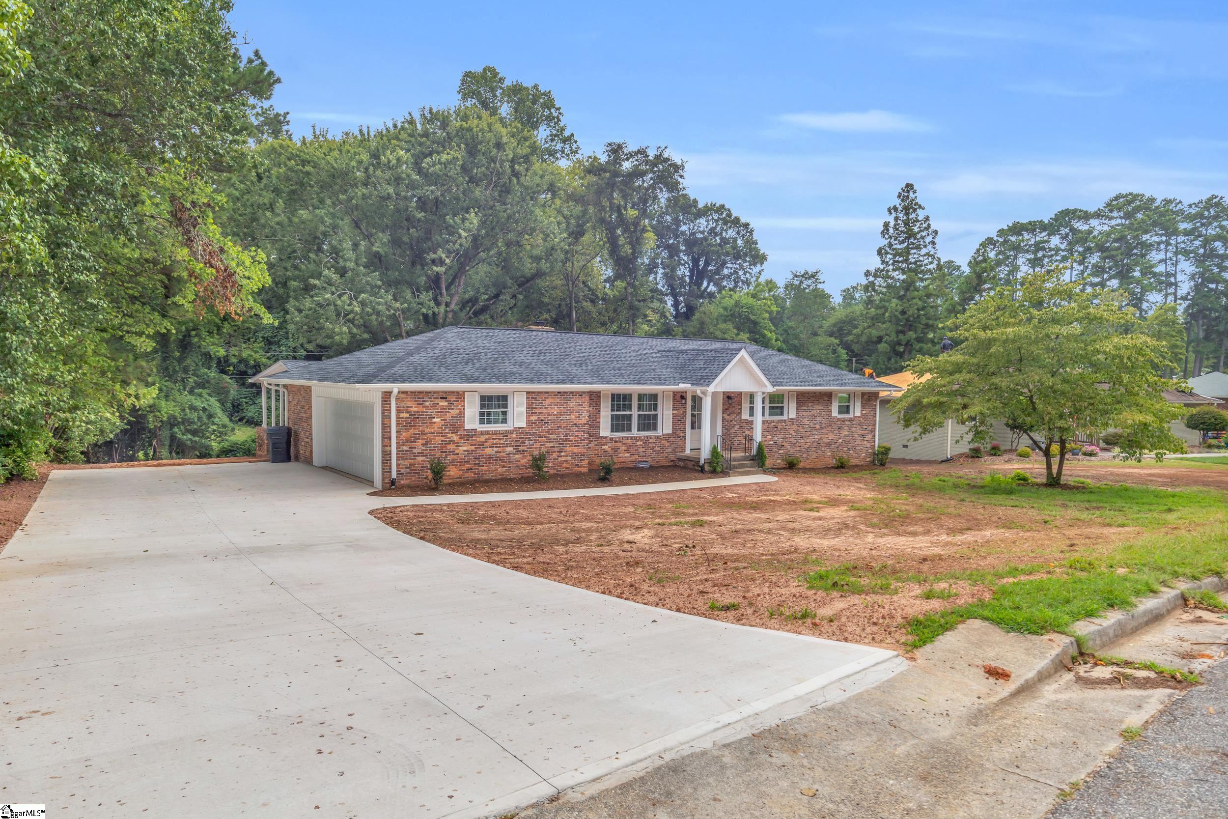 2704 Little Creek Drive Anderson, SC 29621