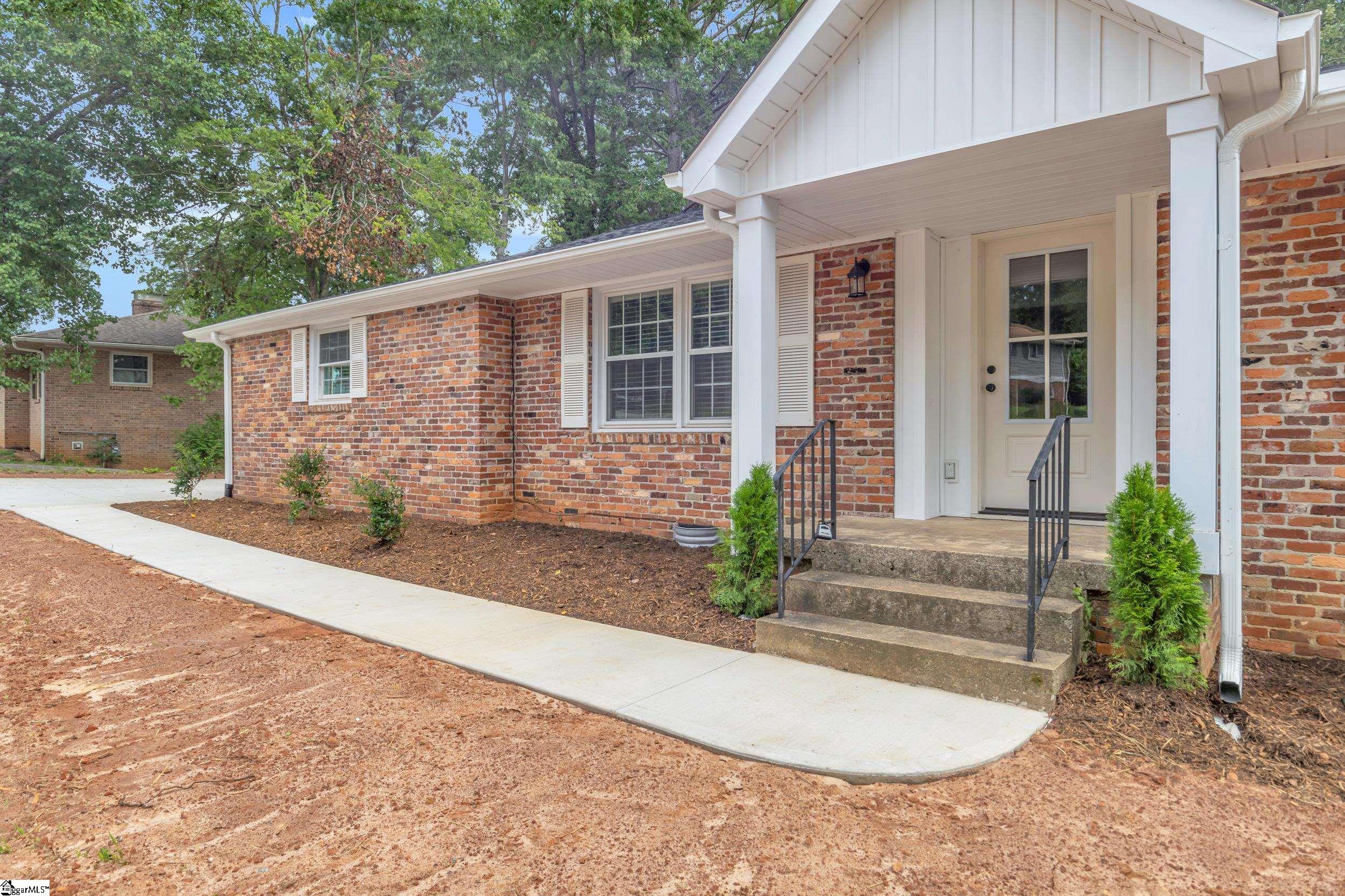 2704 Little Creek Drive Anderson, SC 29621