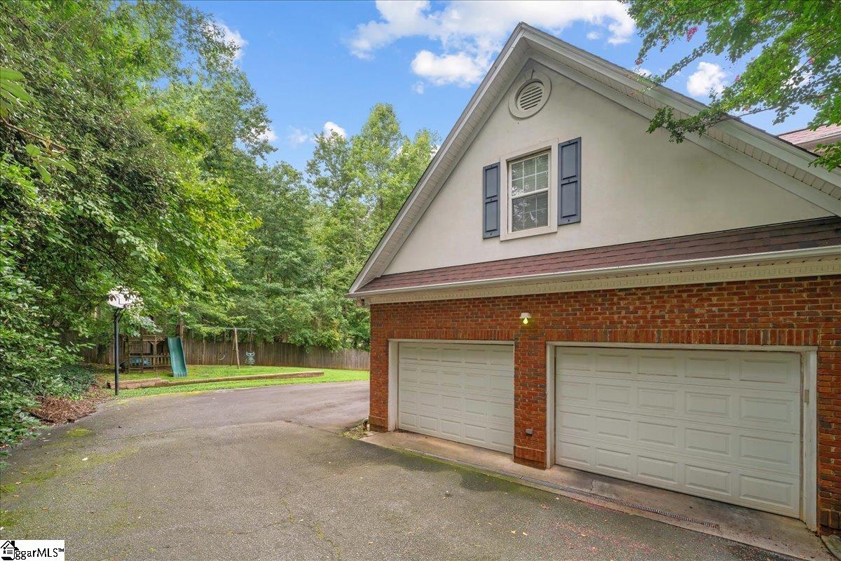 311 Wood Road Taylors, SC 29687