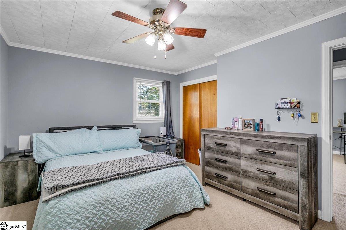 207 Lynn Avenue Laurens, SC 29360