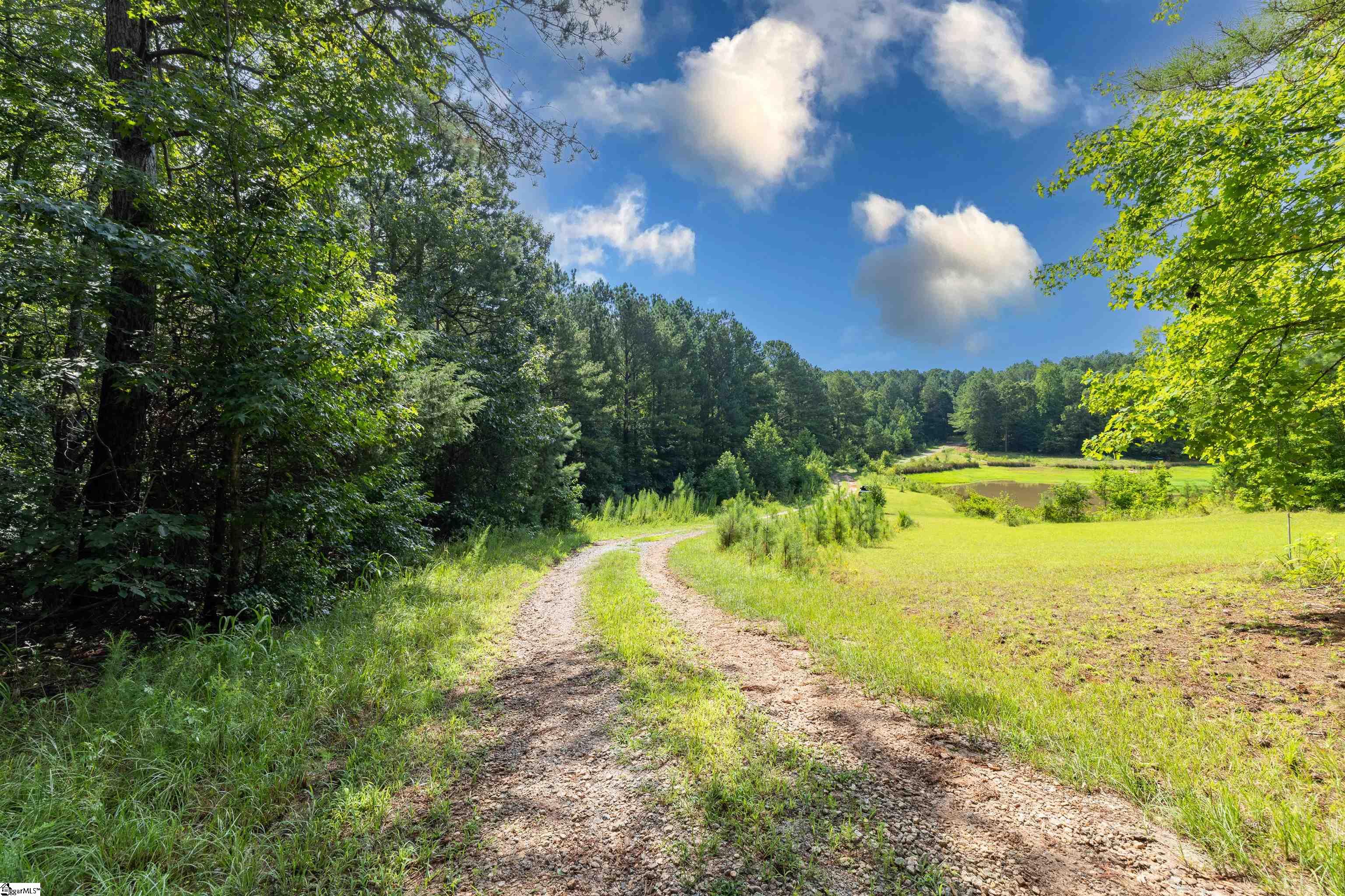00 Hobby House Way Woodruff, SC 29388
