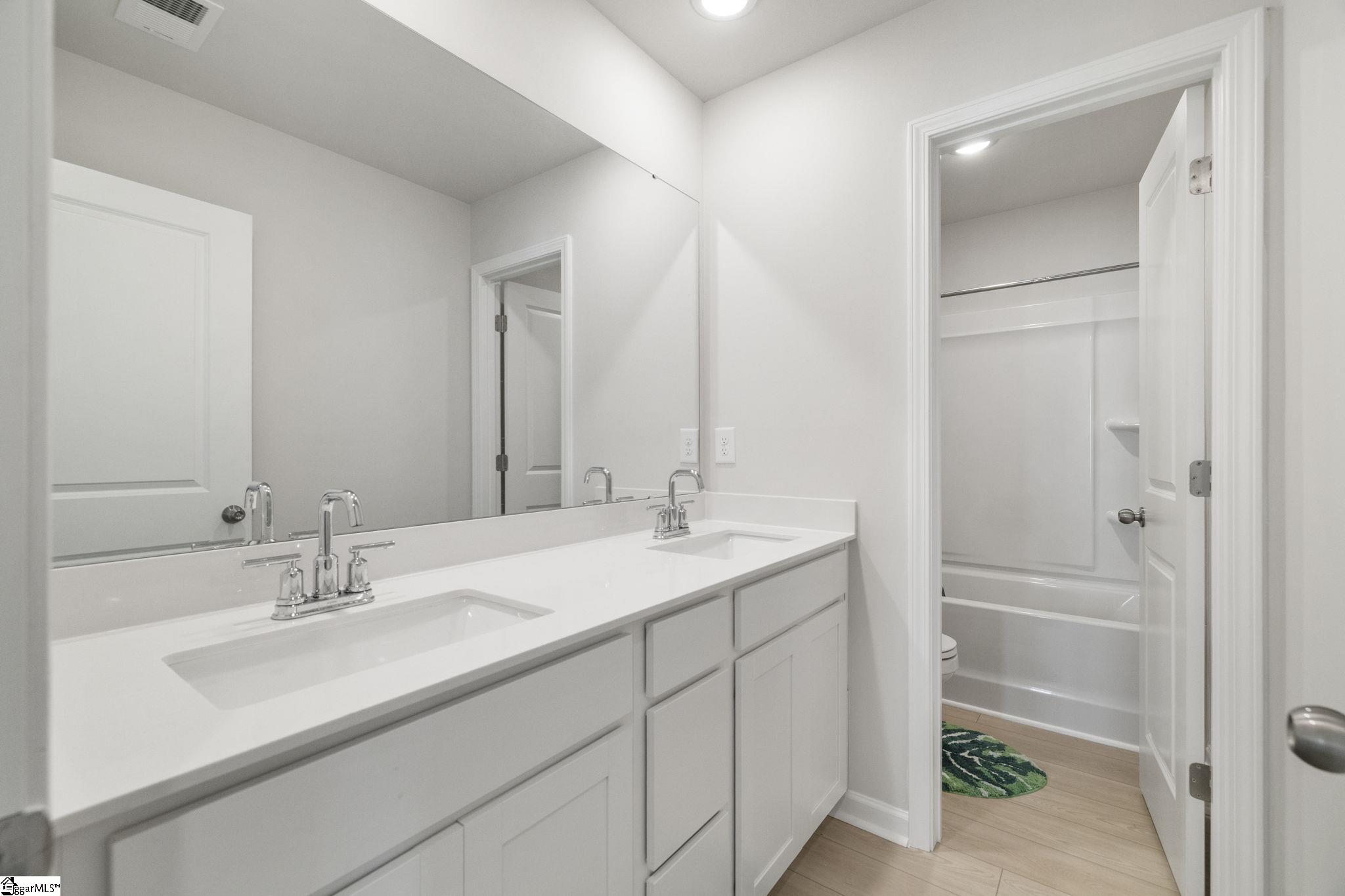 1011 Cleveland Meadows Trail Spartanburg, SC 29303