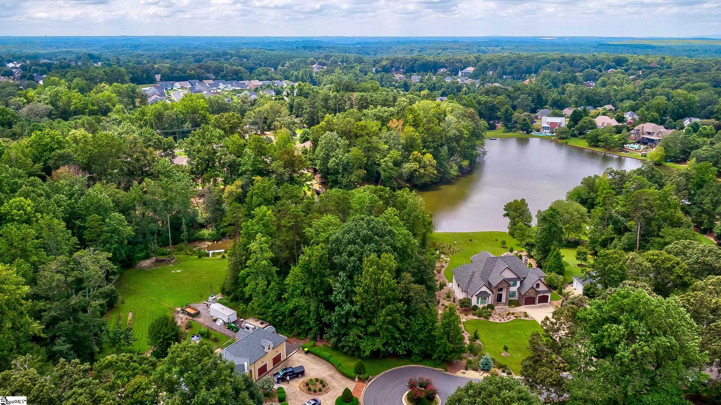 168 Lake Park Drive Spartanburg, SC 29301