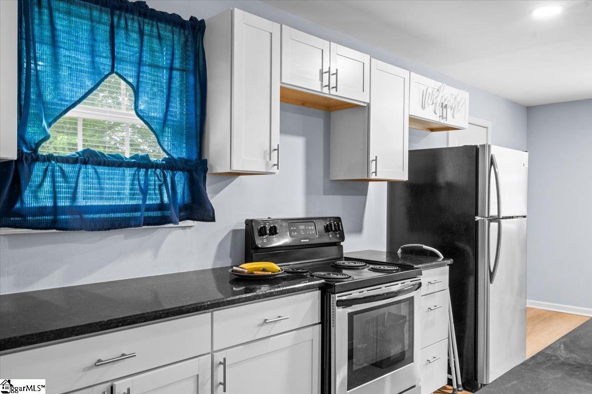 4 Melrose Road Greenville, SC 29605
