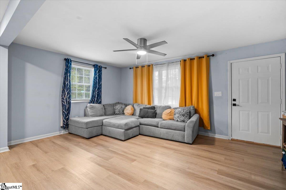 4 Melrose Road Greenville, SC 29605