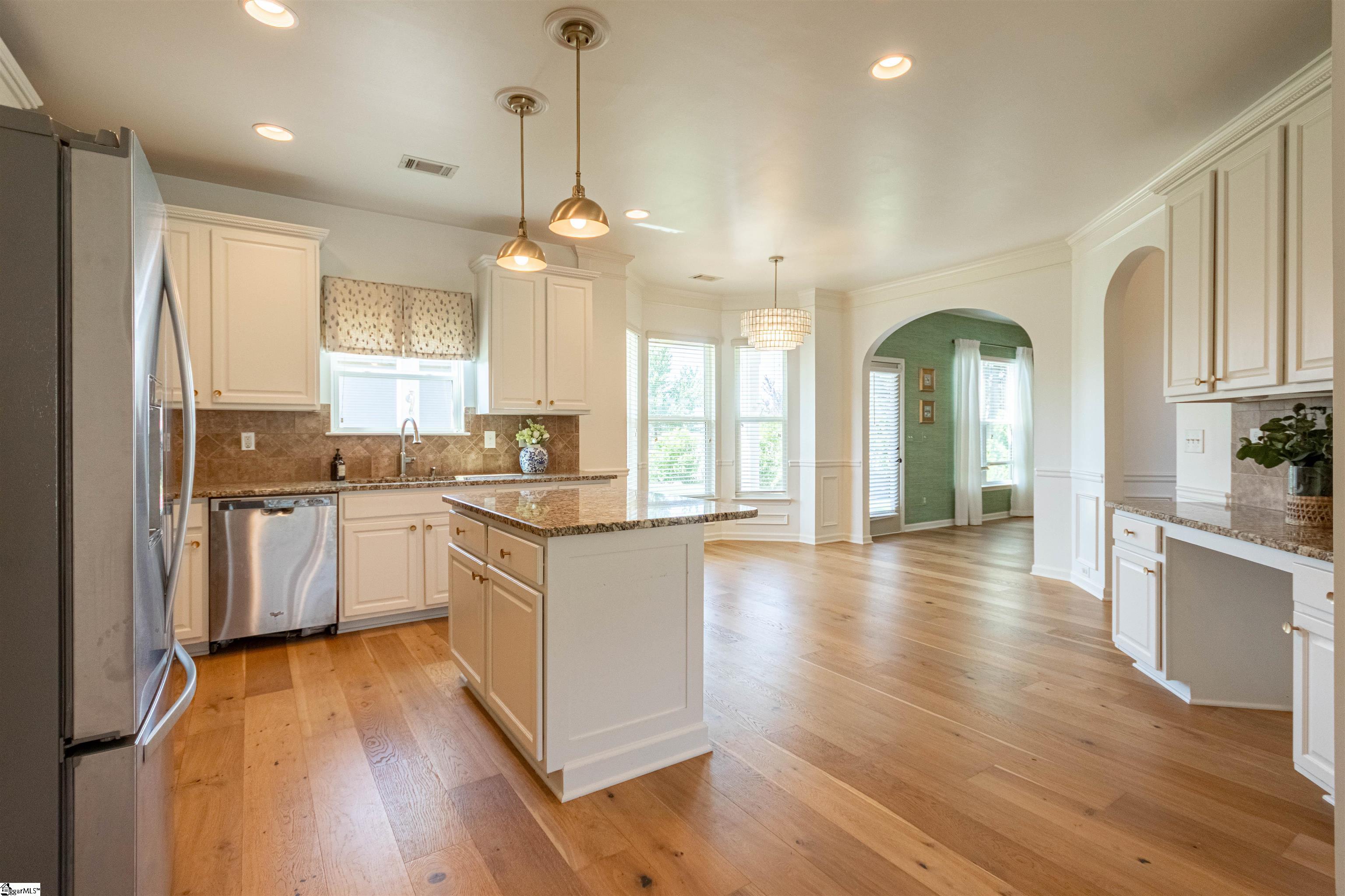 803 E Holloway Drive Woodruff, SC 29388