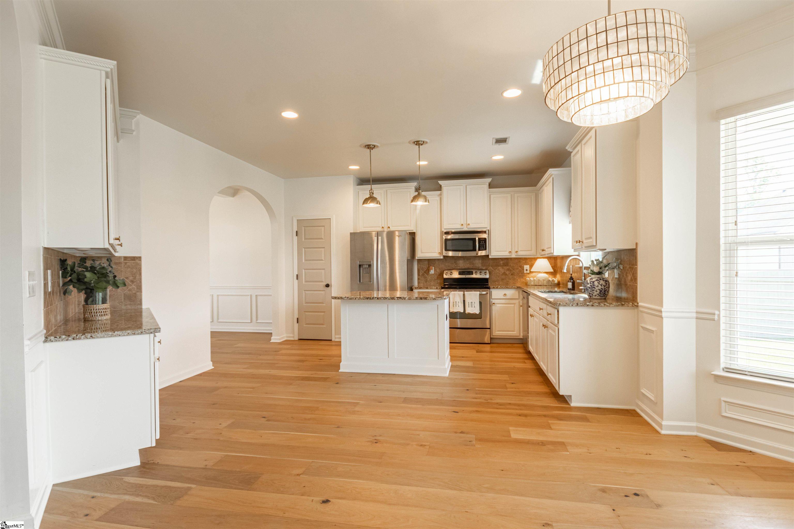 803 E Holloway Drive Woodruff, SC 29388