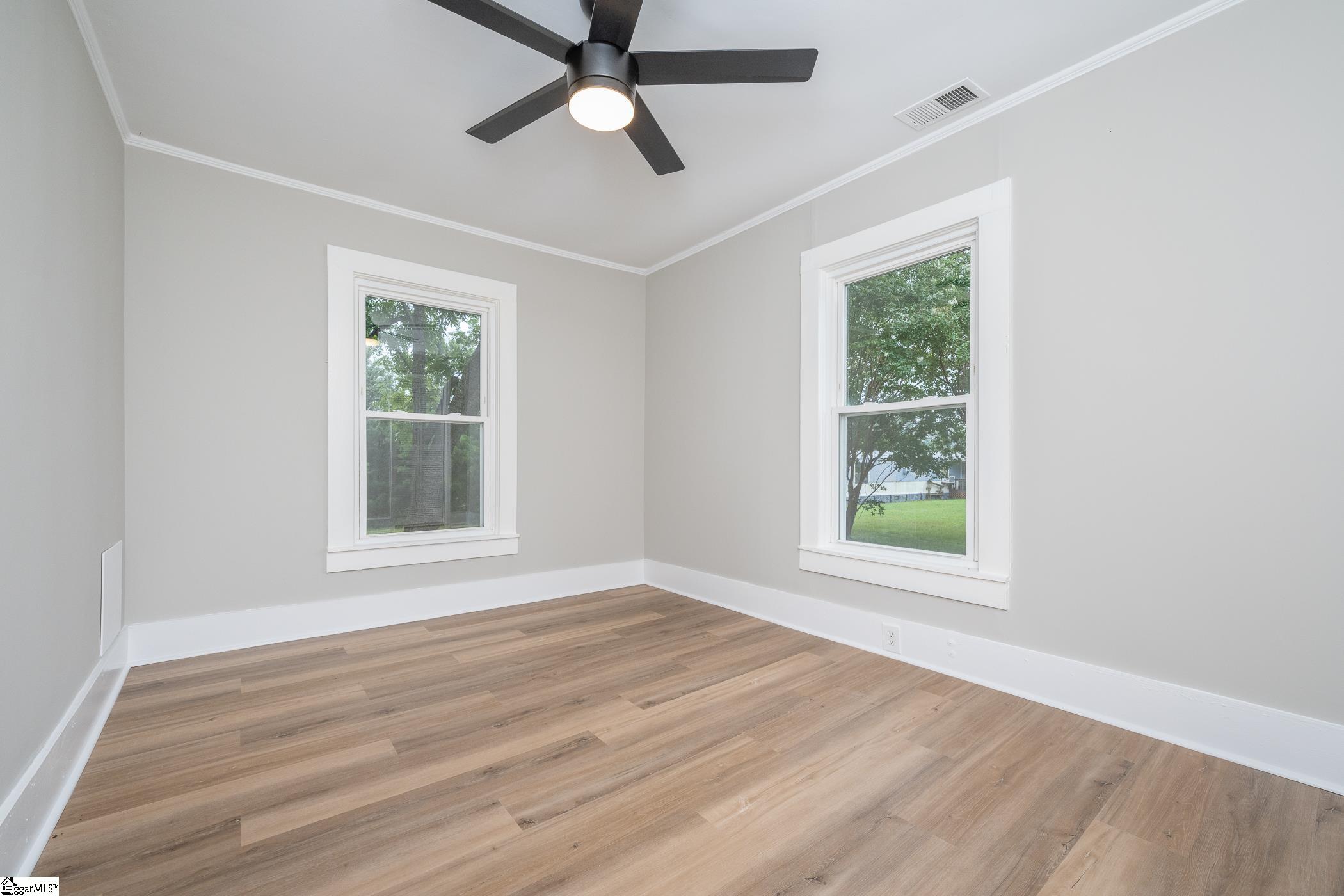 2220 Davis Road Woodruff, SC 29388