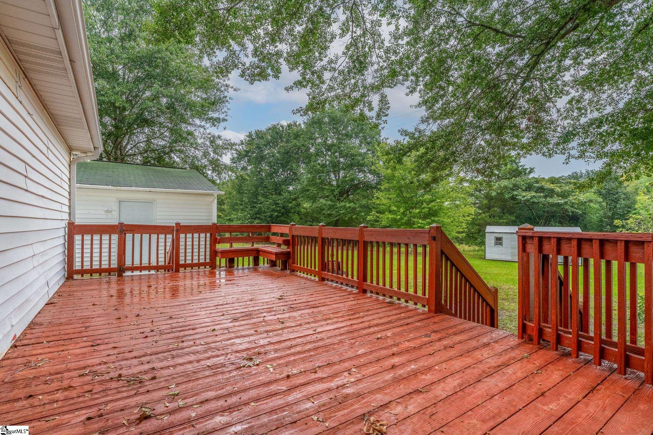 2220 Davis Road Woodruff, SC 29388