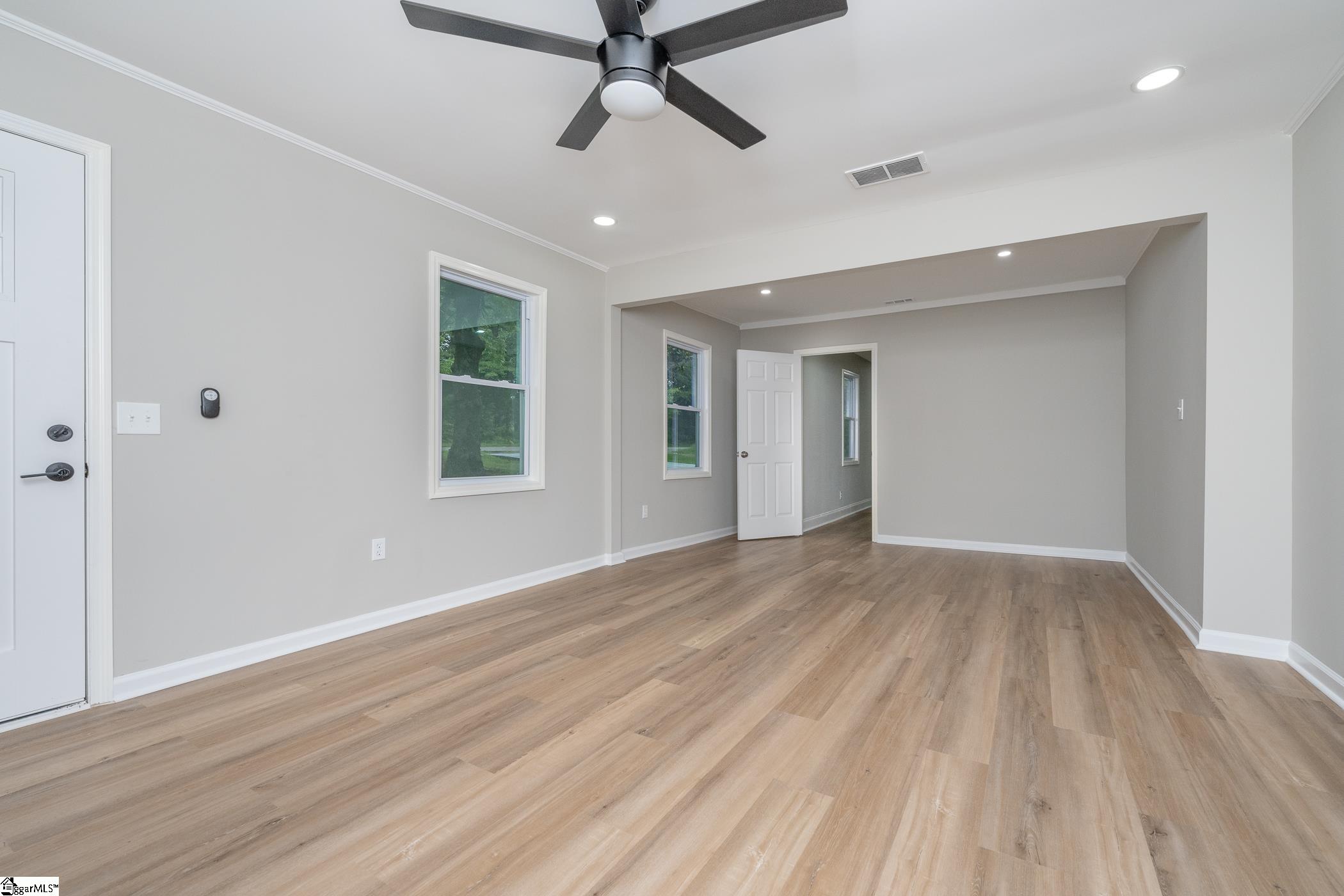 2220 Davis Road Woodruff, SC 29388