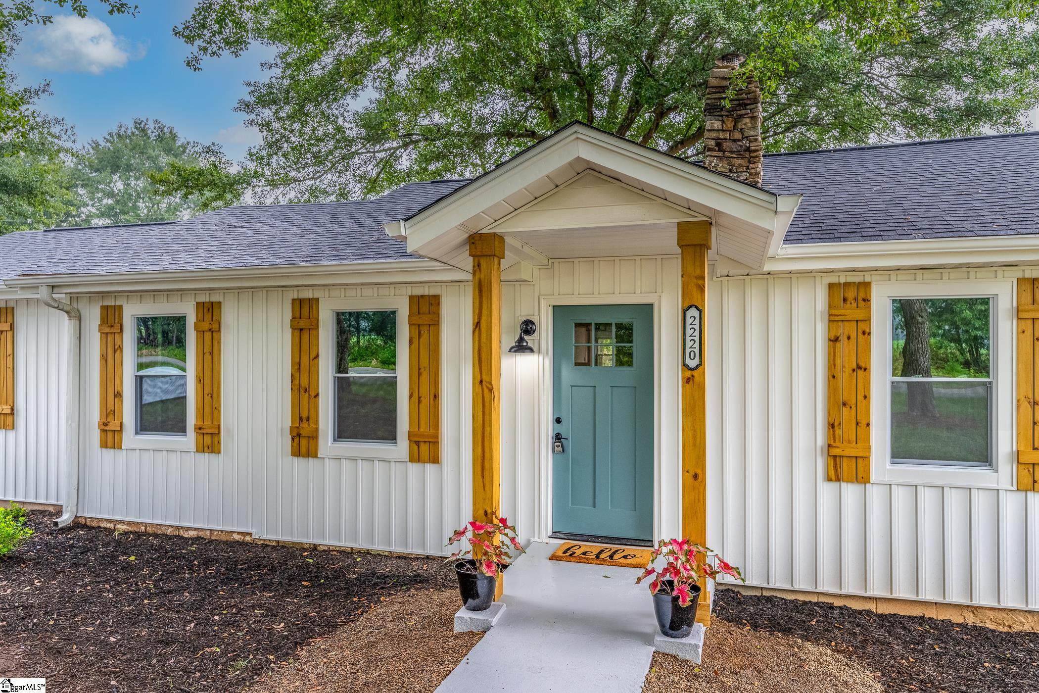 2220 Davis Road Woodruff, SC 29388