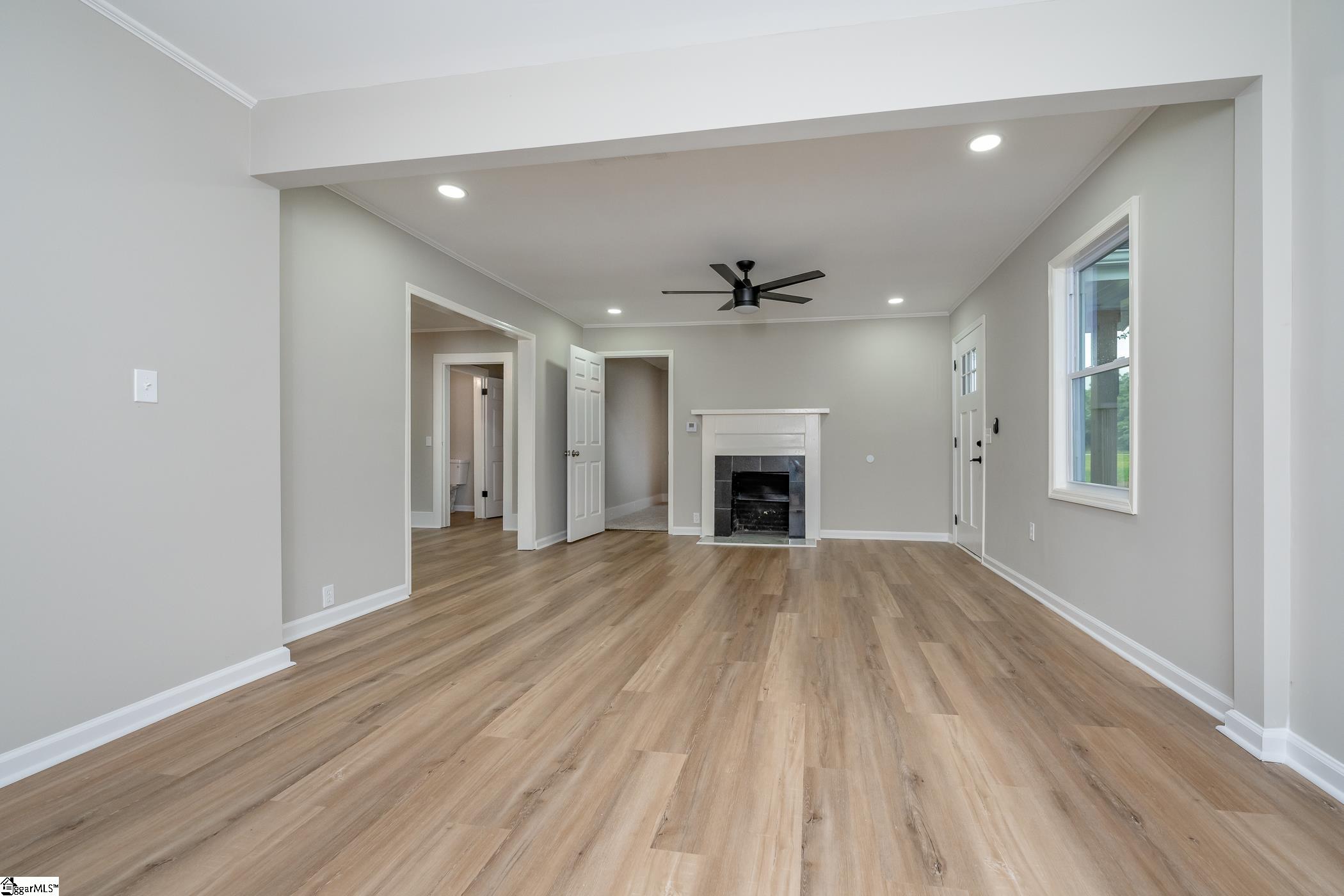2220 Davis Road Woodruff, SC 29388