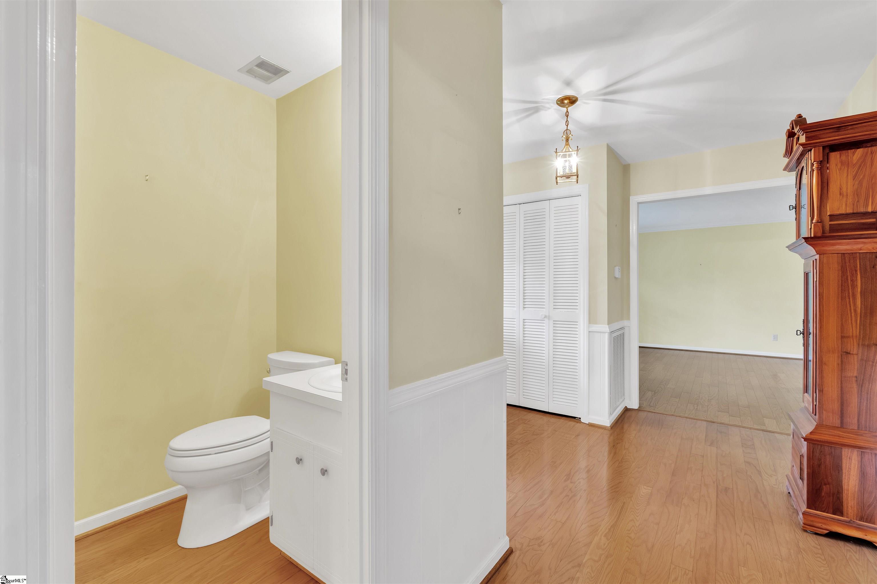 299 Heathwood Drive Spartanburg, SC 29307