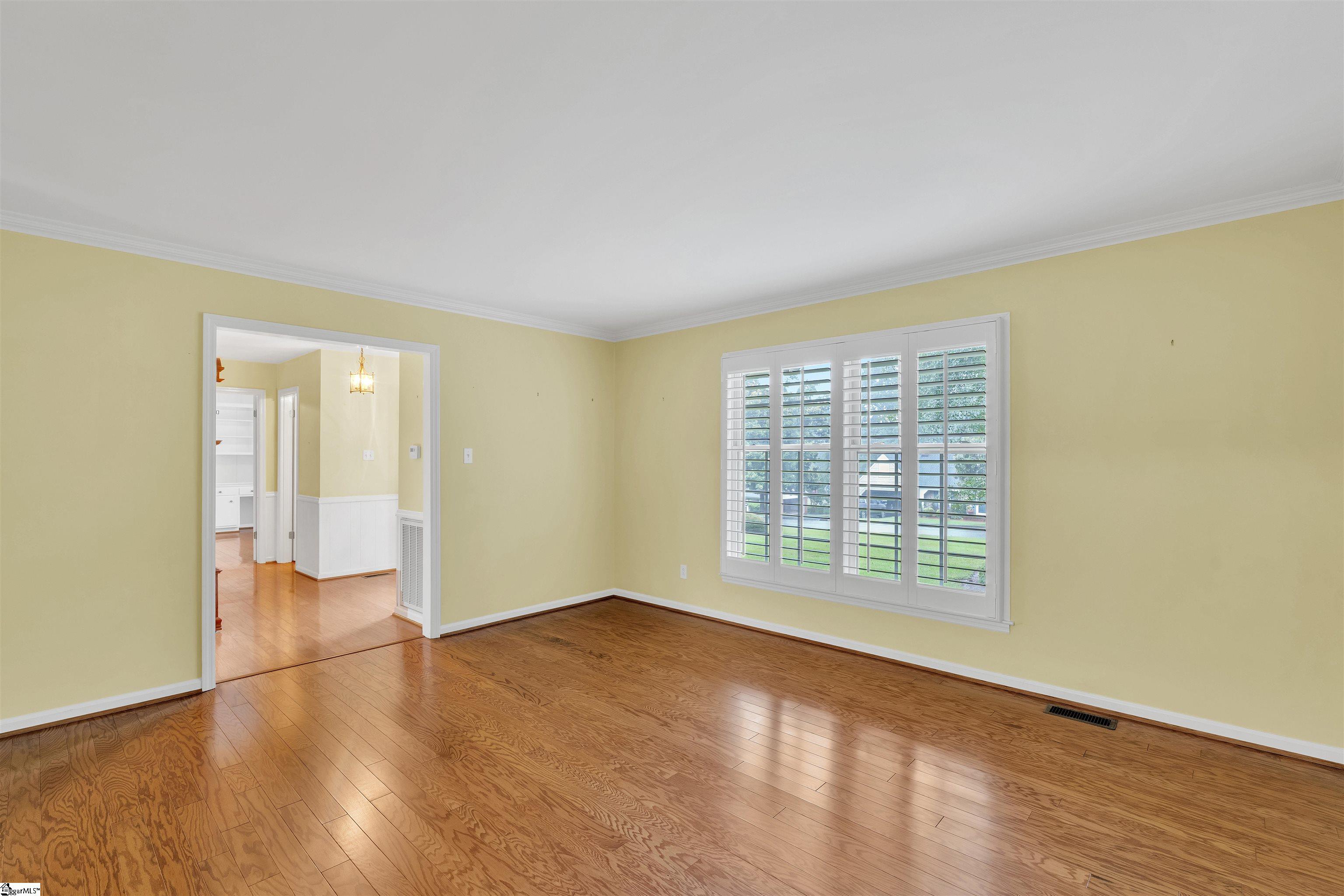299 Heathwood Drive Spartanburg, SC 29307