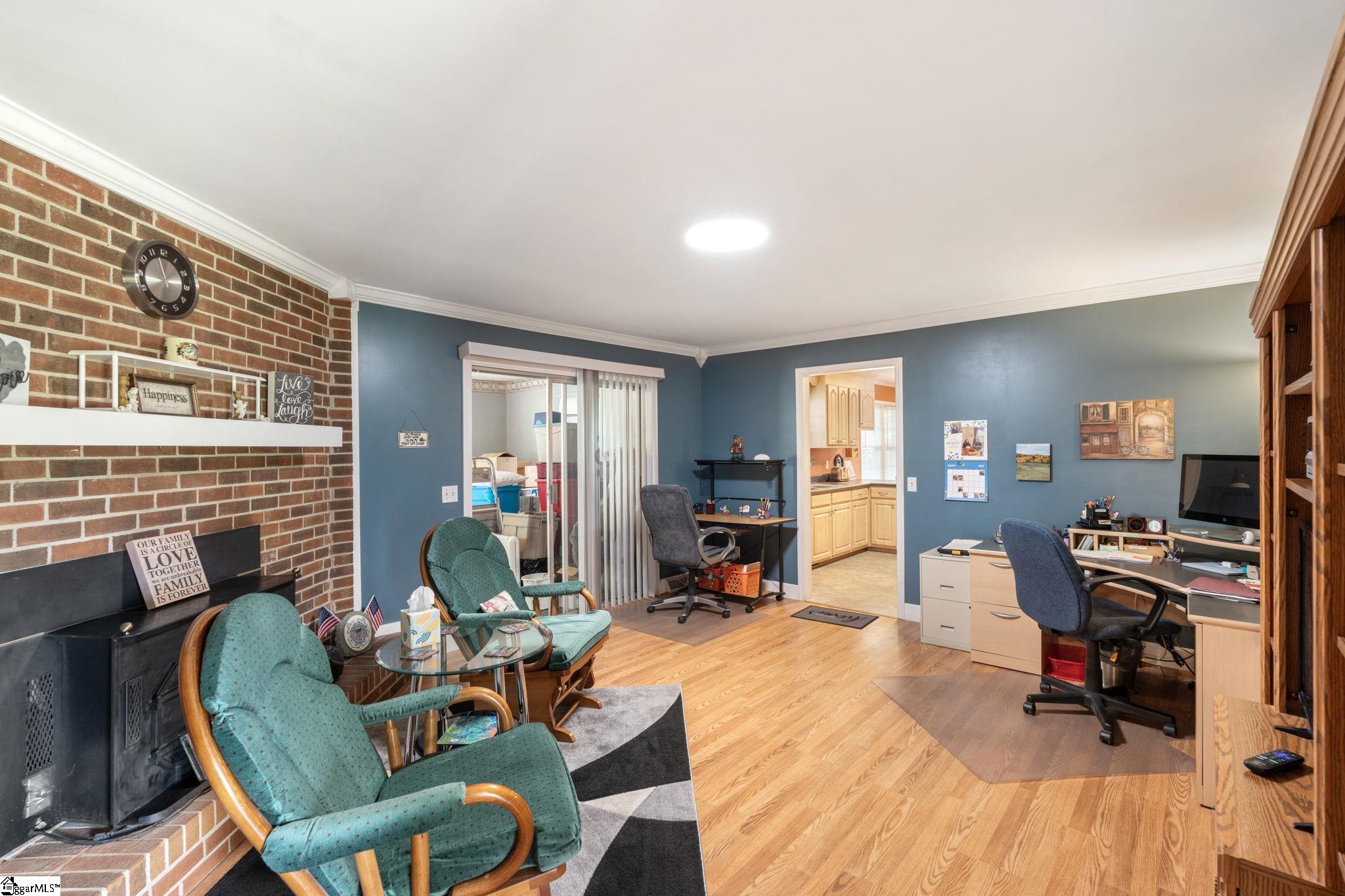 202 Claxton Drive Greenville, SC 29617