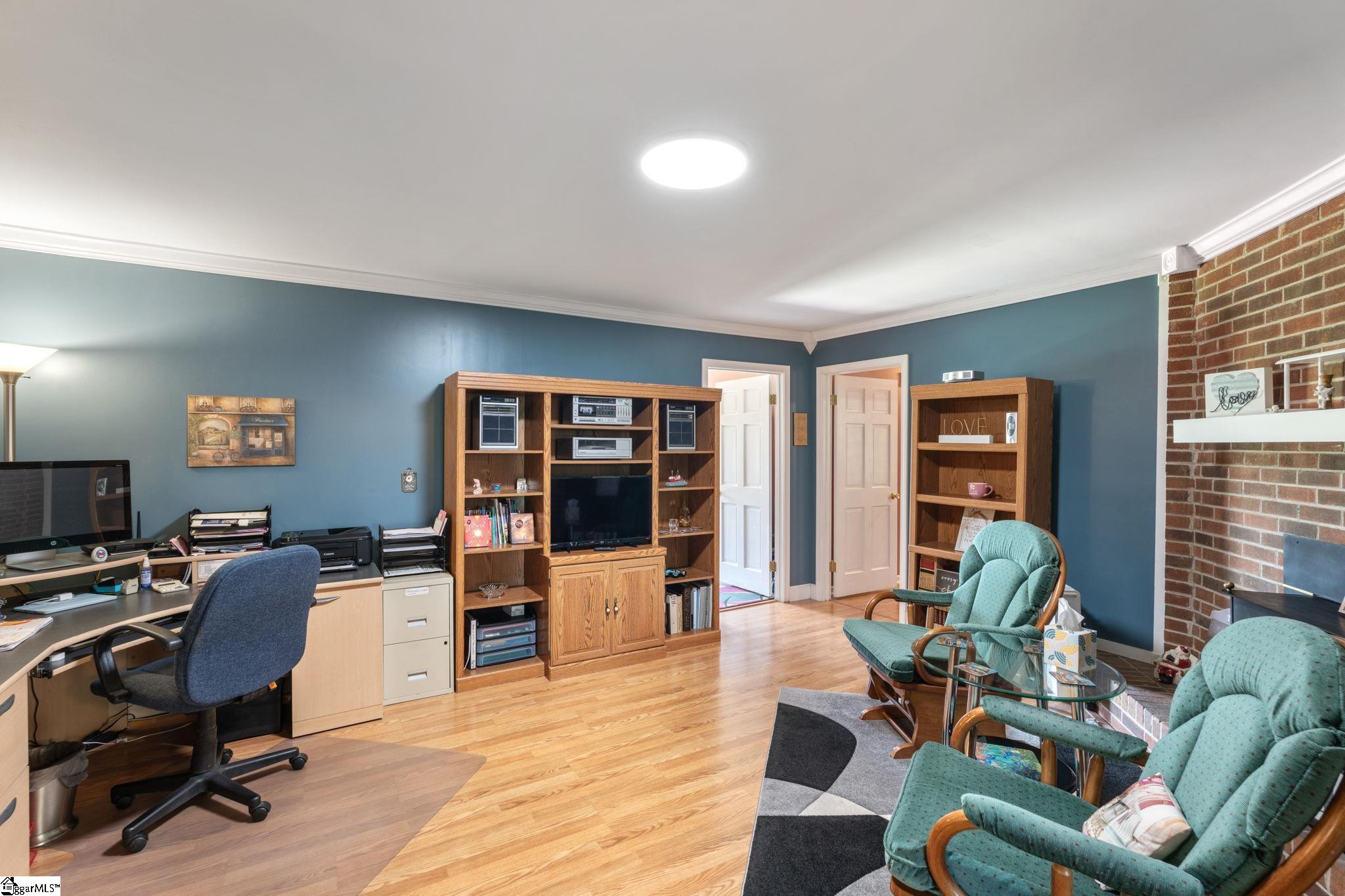 202 Claxton Drive Greenville, SC 29617