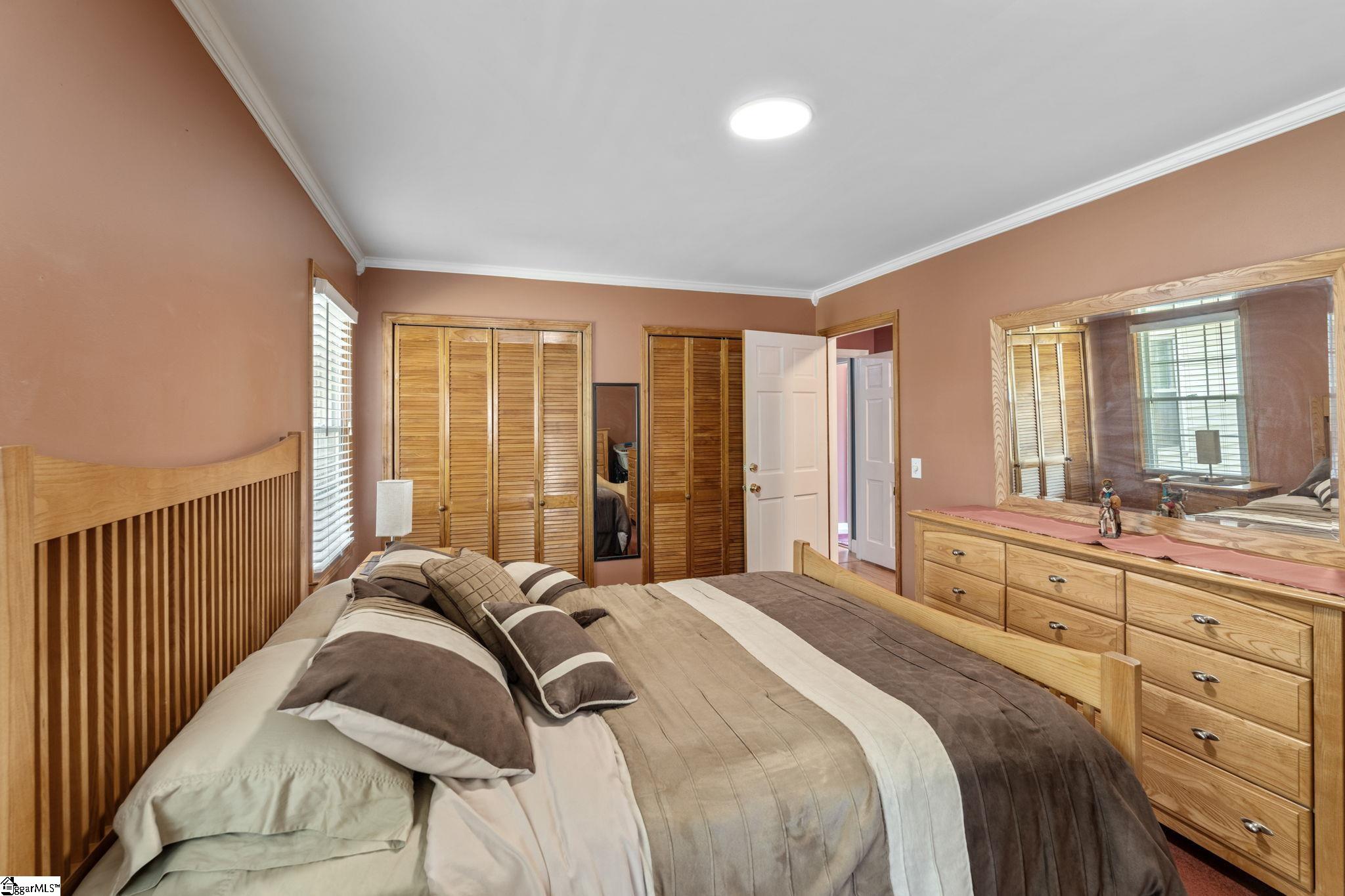 202 Claxton Drive Greenville, SC 29617