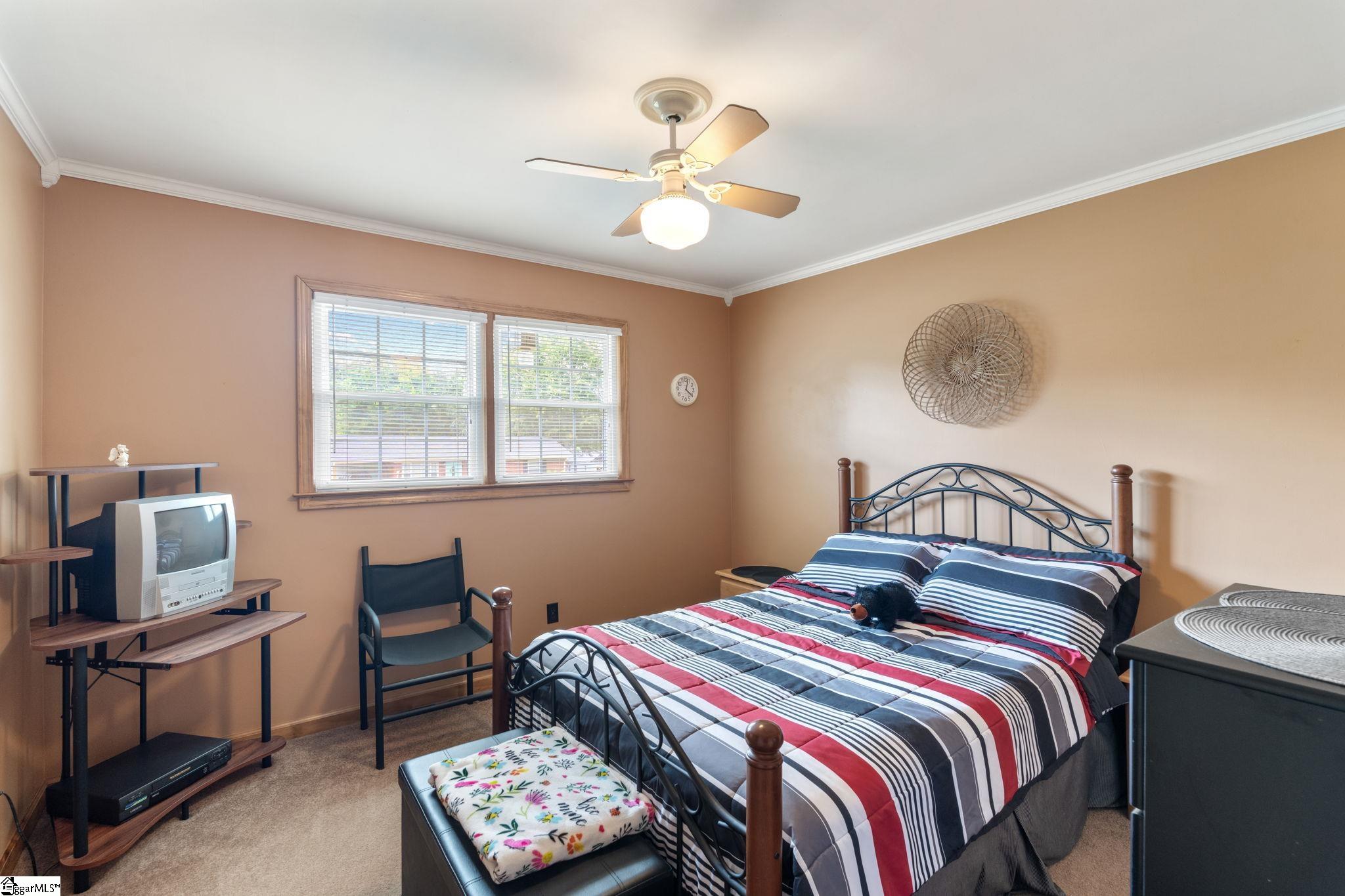 202 Claxton Drive Greenville, SC 29617