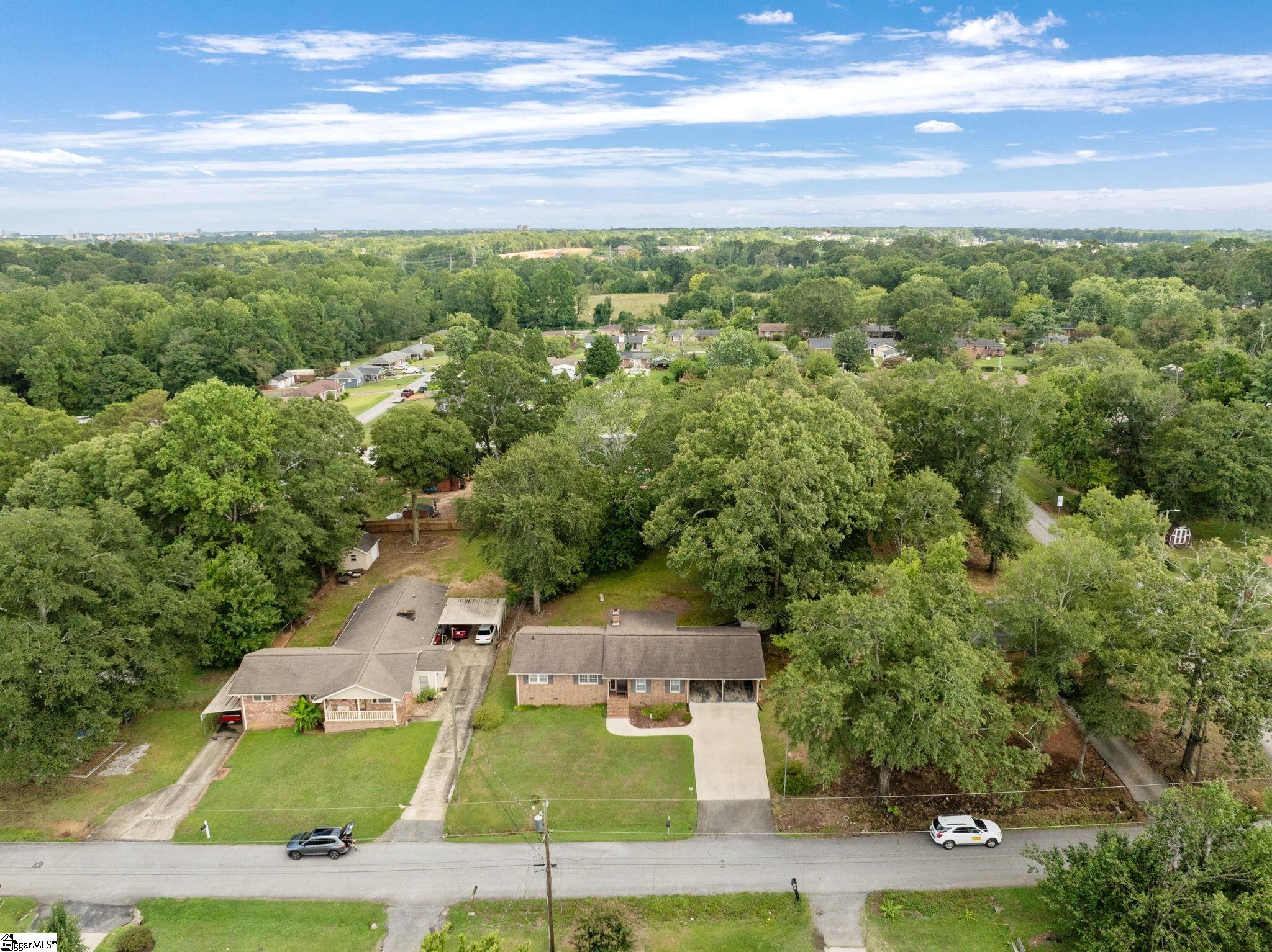 202 Claxton Drive Greenville, SC 29617