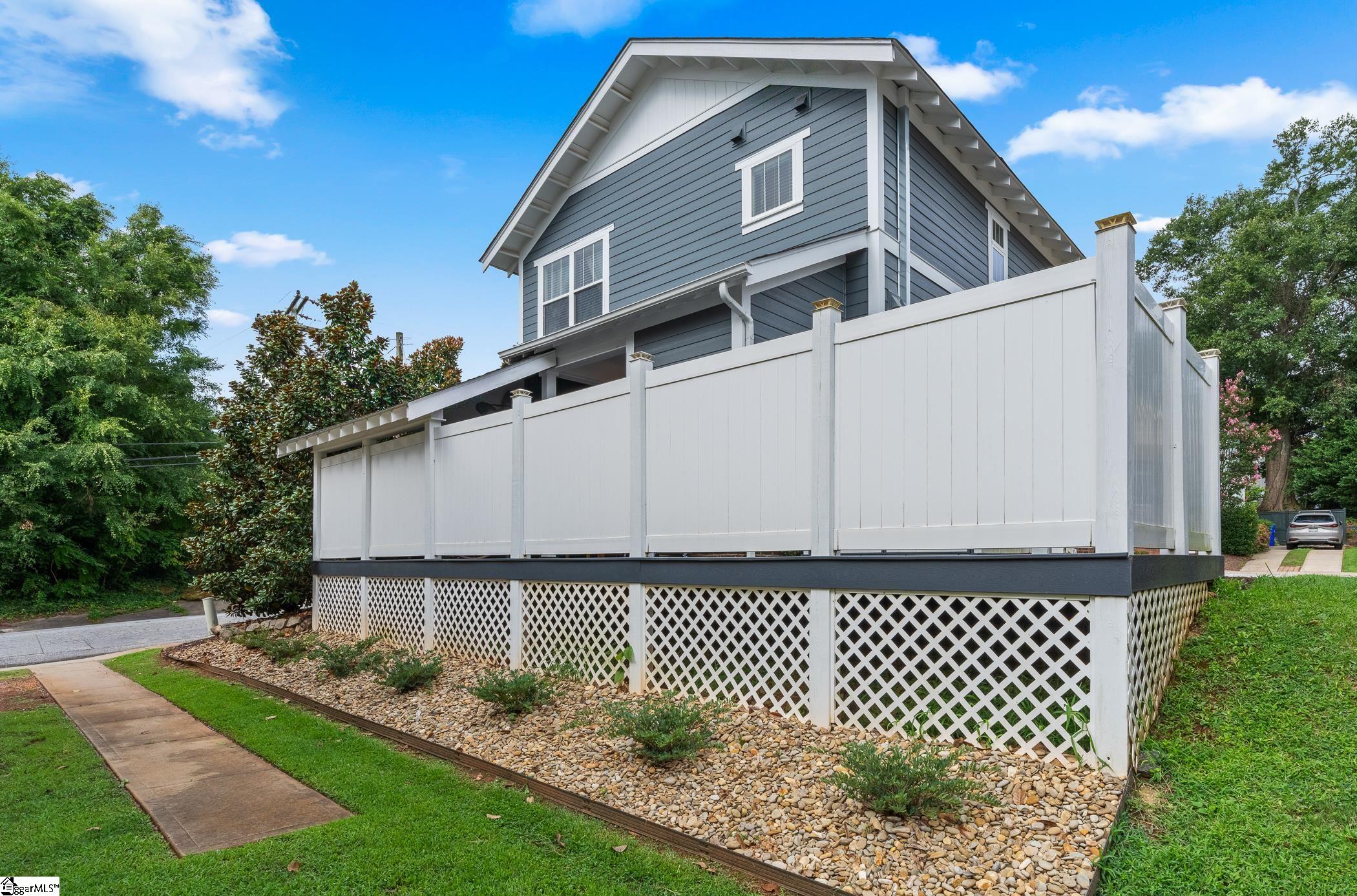 2 Seawright Lane Greenville, SC 29605