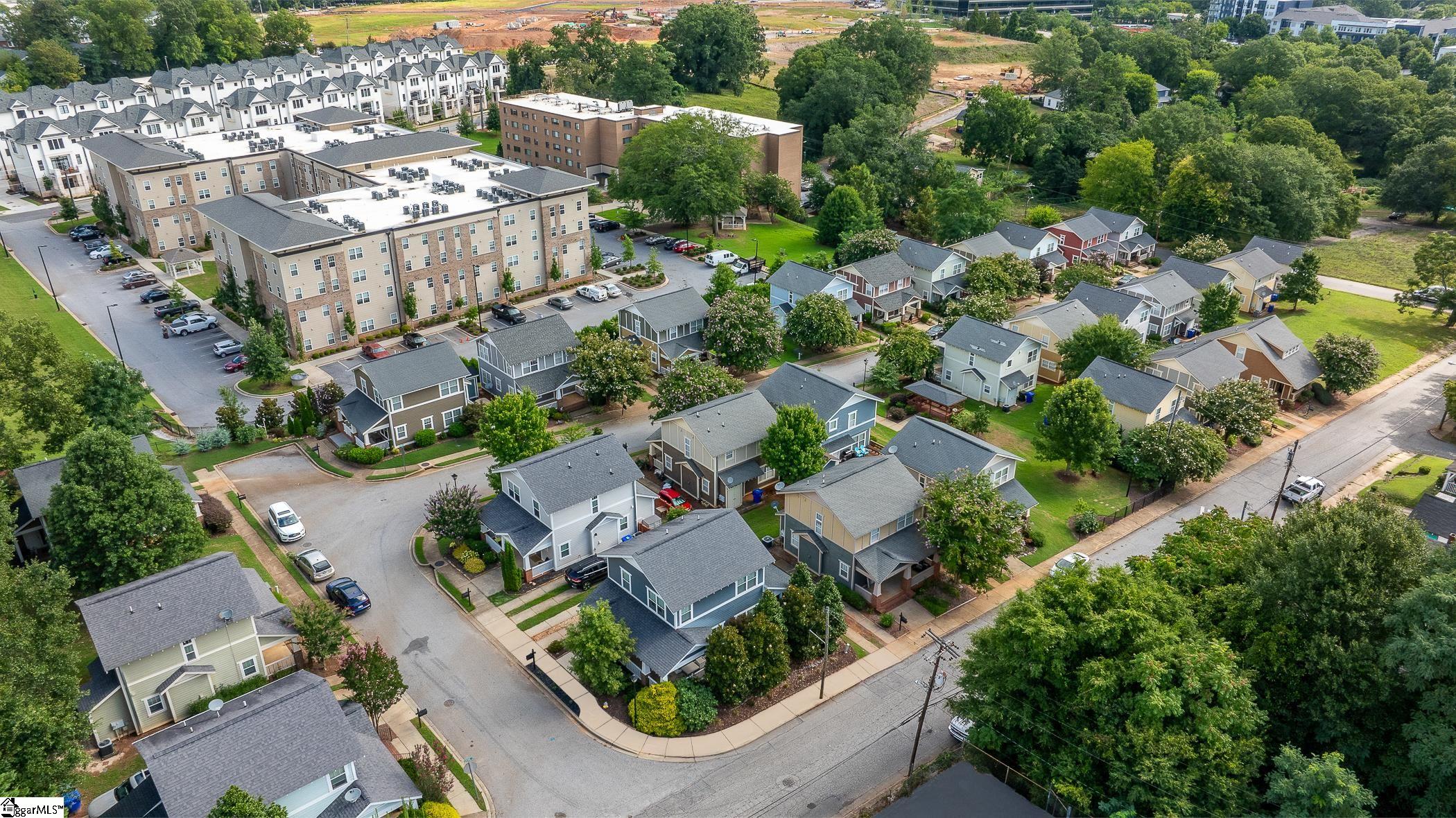 2 Seawright Lane Greenville, SC 29605