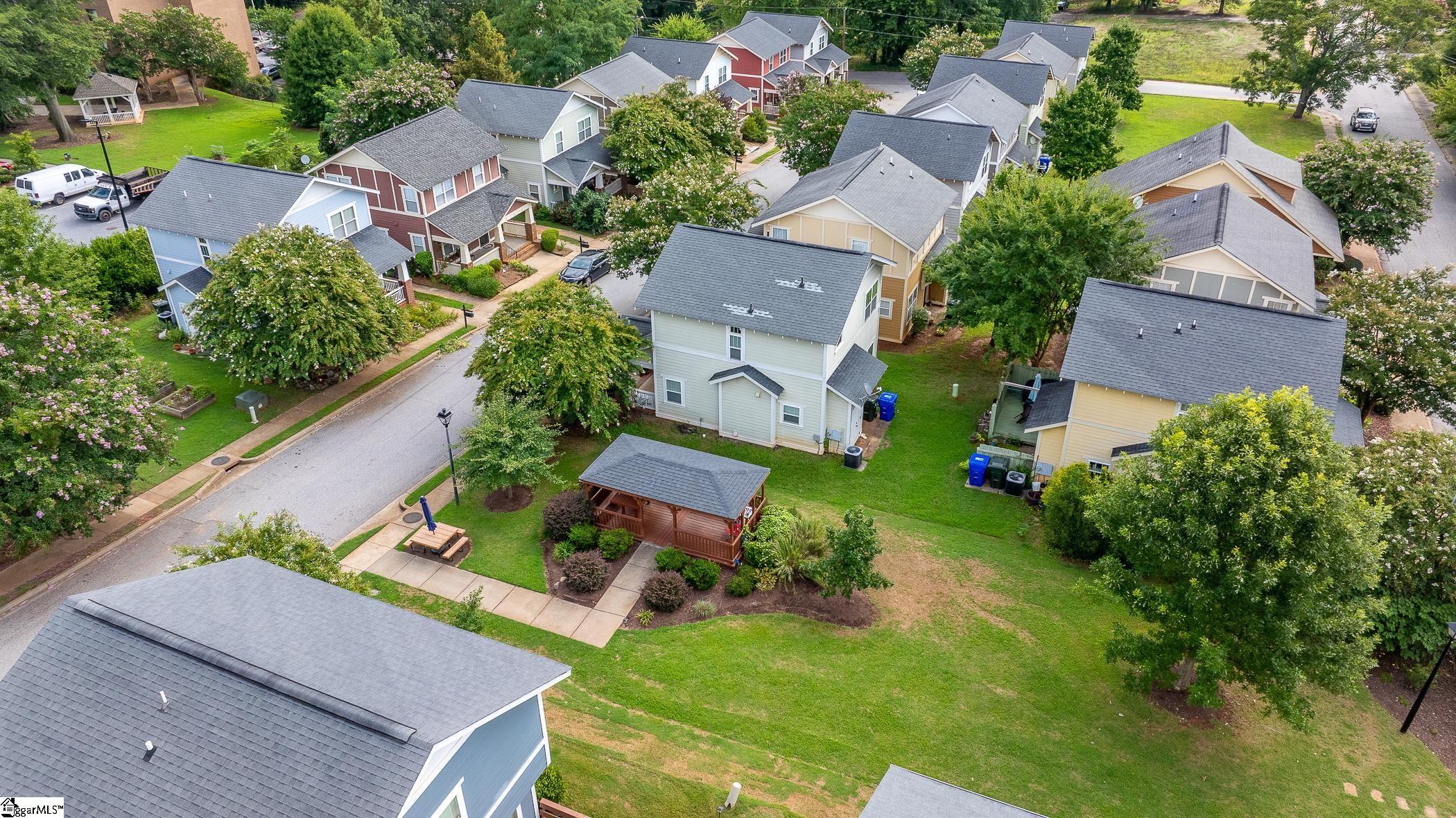2 Seawright Lane Greenville, SC 29605