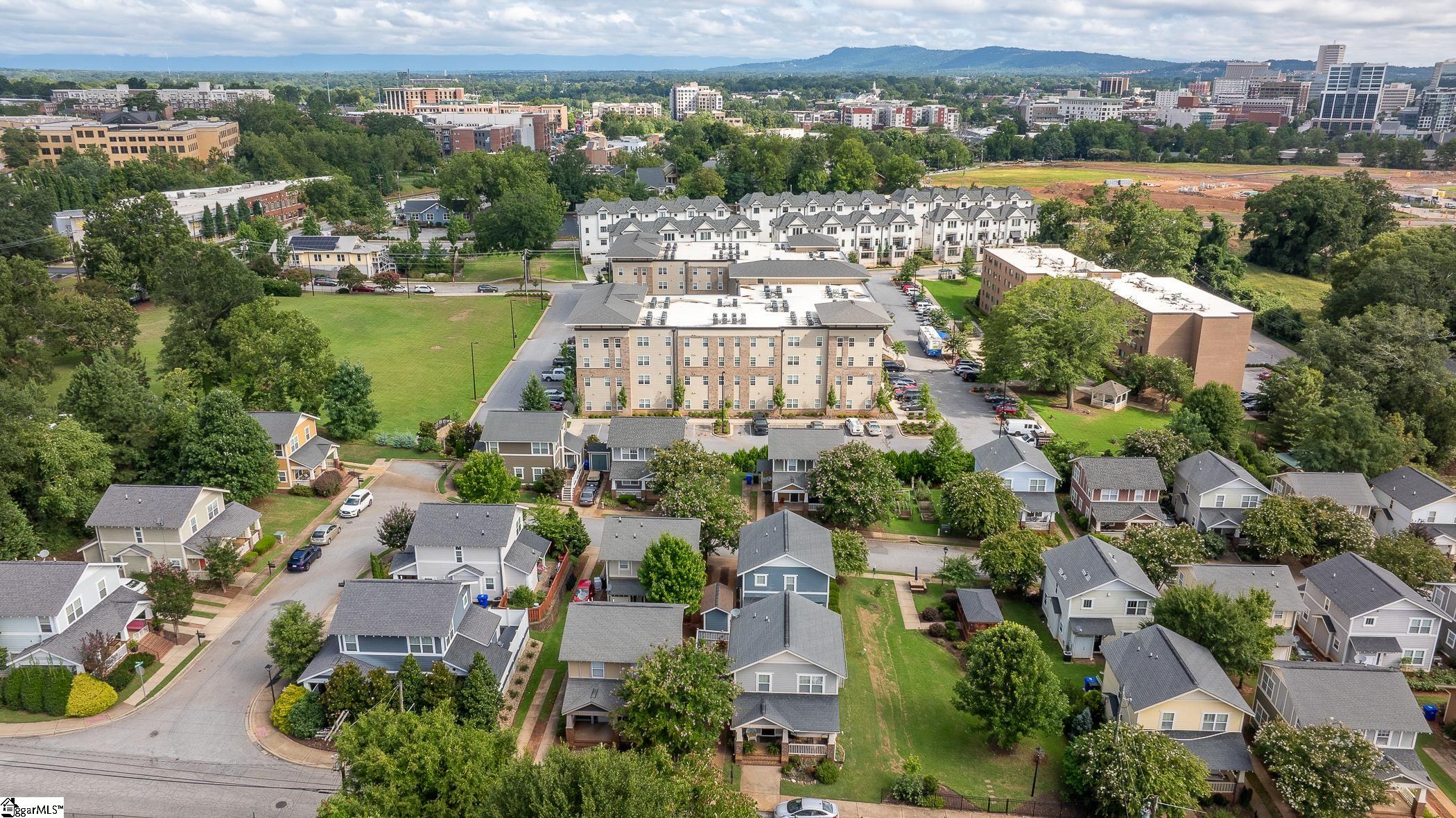 2 Seawright Lane Greenville, SC 29605