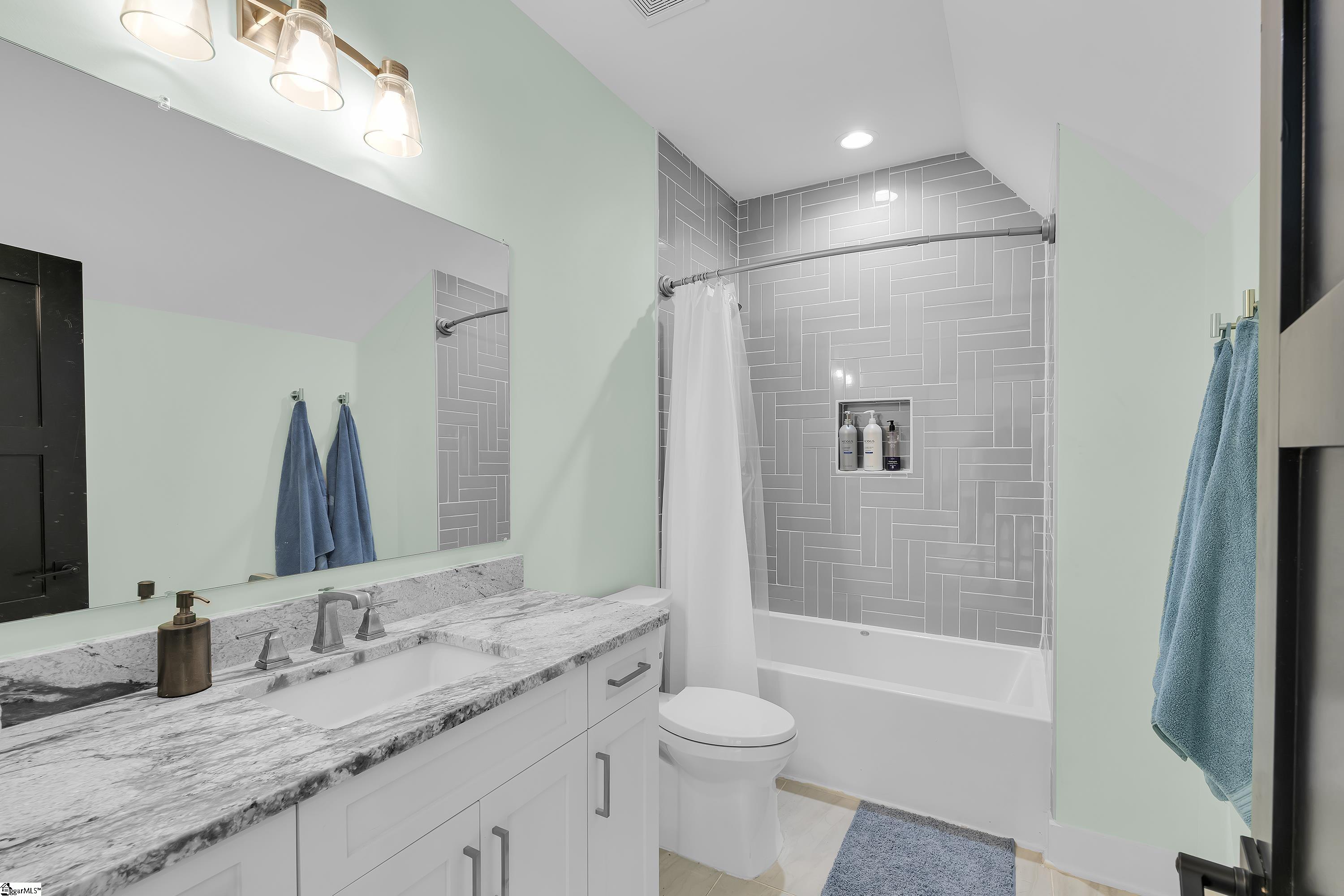 308 Braxton Meadow Drive Simpsonville, SC 29681