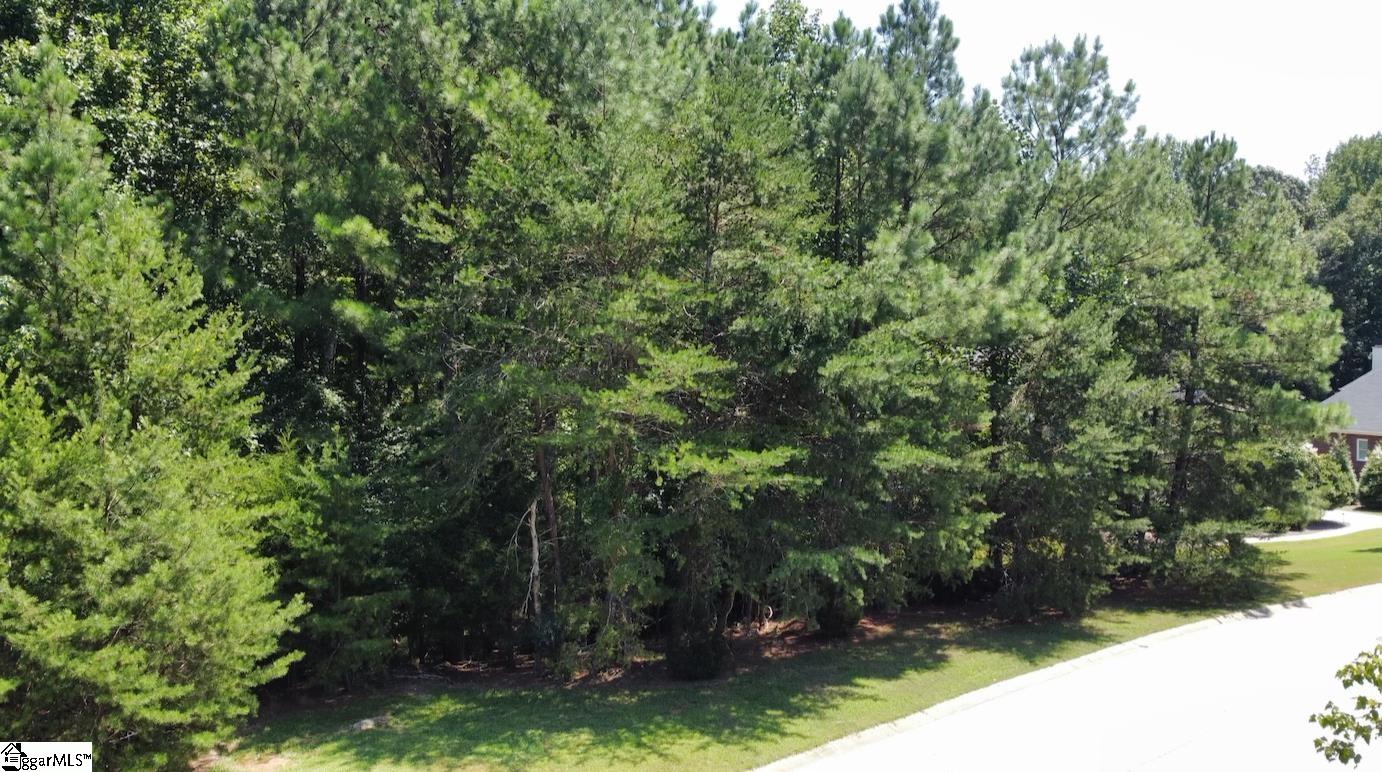 331 Hidden Creek Circle Spartanburg, SC 29306