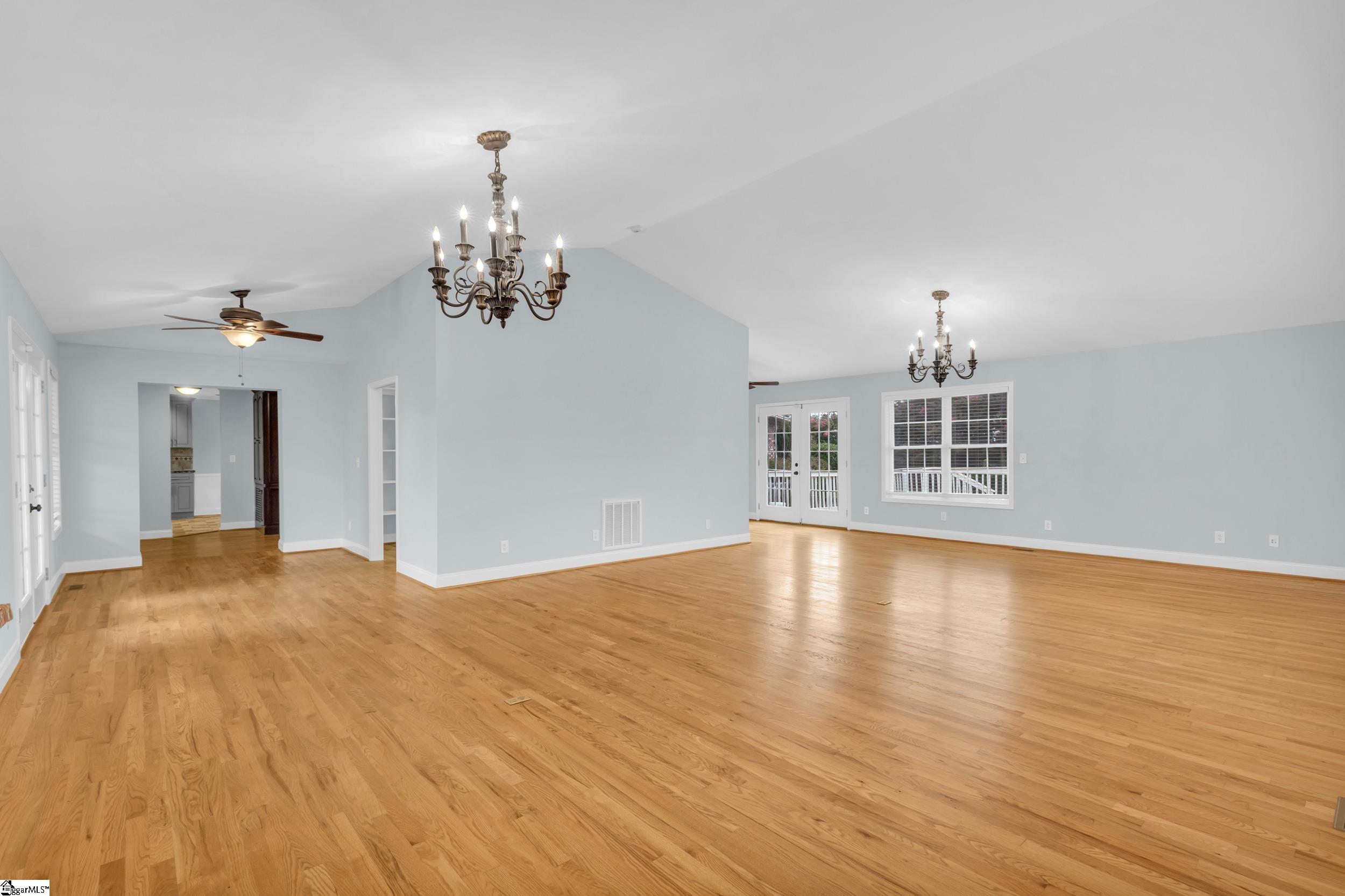 1806 Fork Shoals Road Greenville, SC 29605