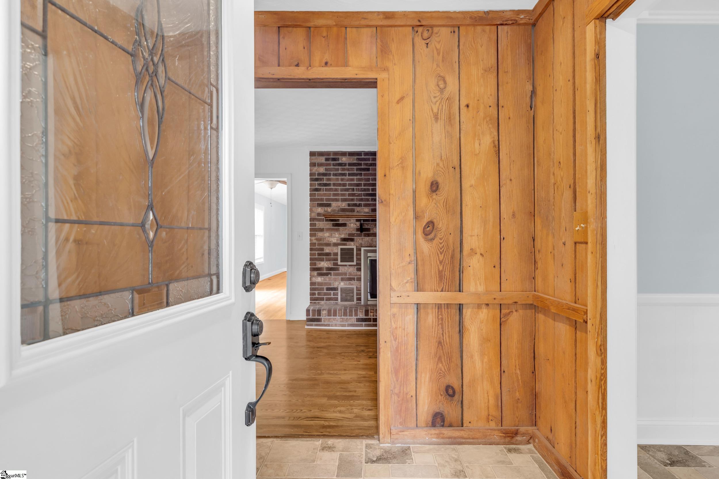 1806 Fork Shoals Road Greenville, SC 29605