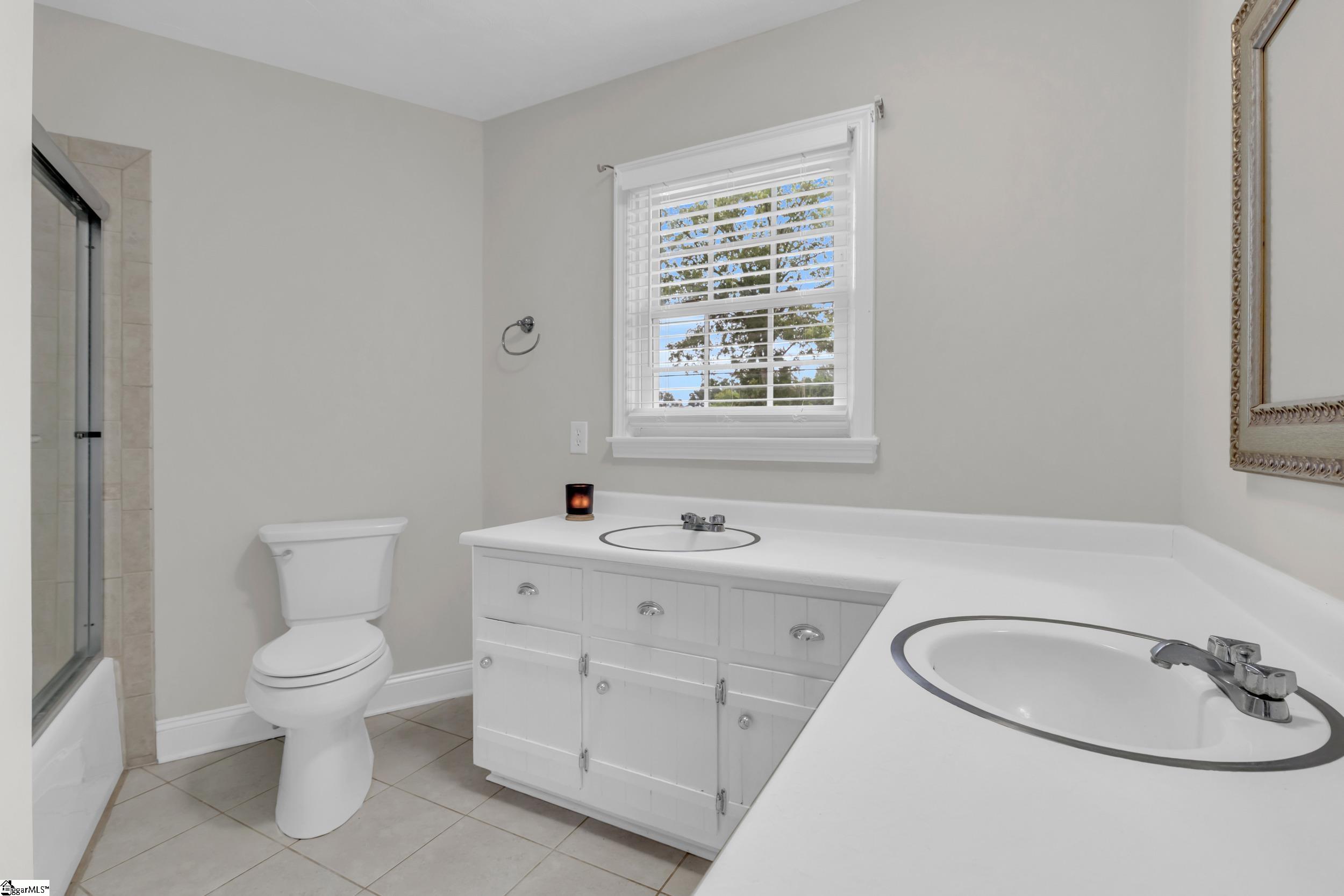 1806 Fork Shoals Road Greenville, SC 29605