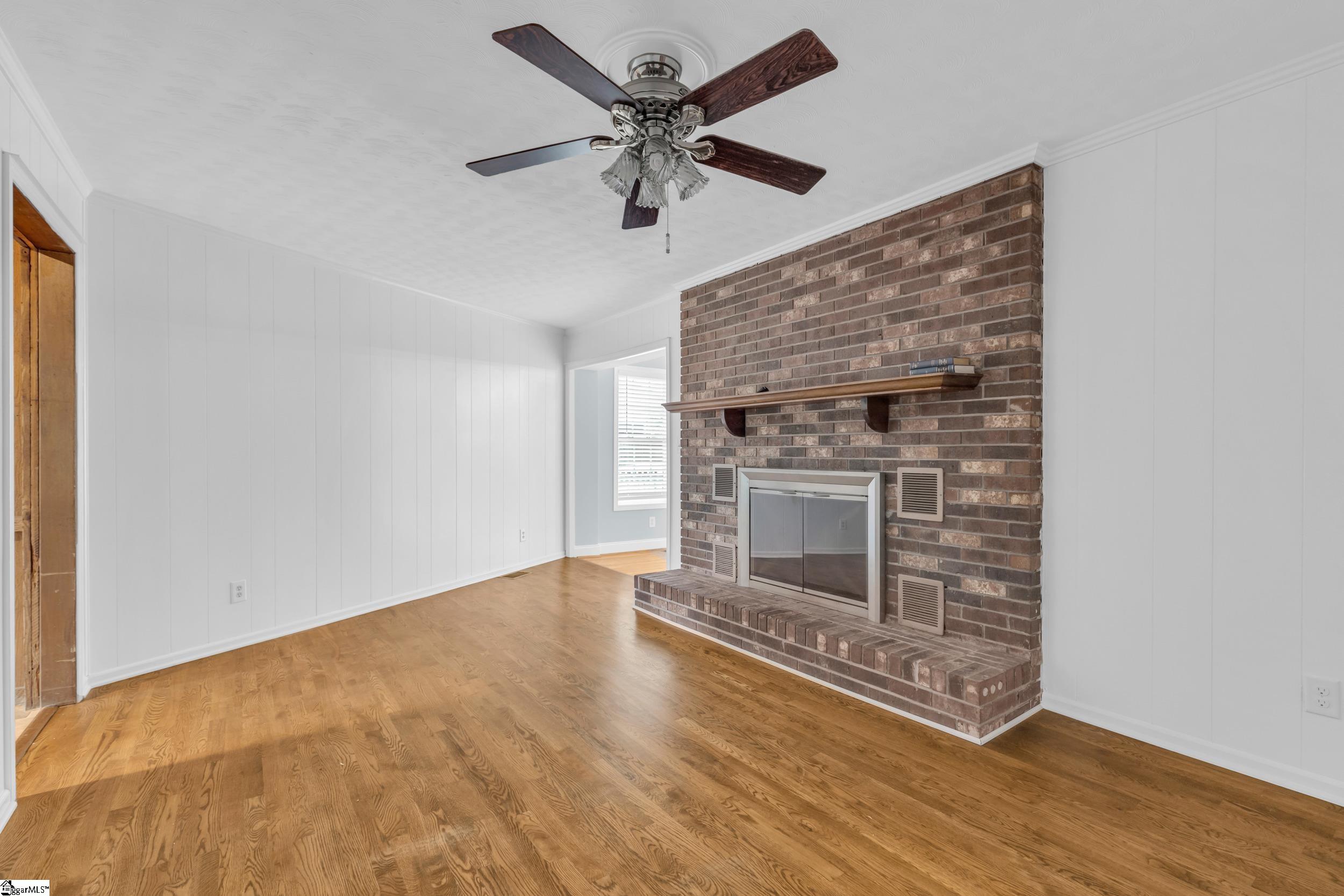 1806 Fork Shoals Road Greenville, SC 29605