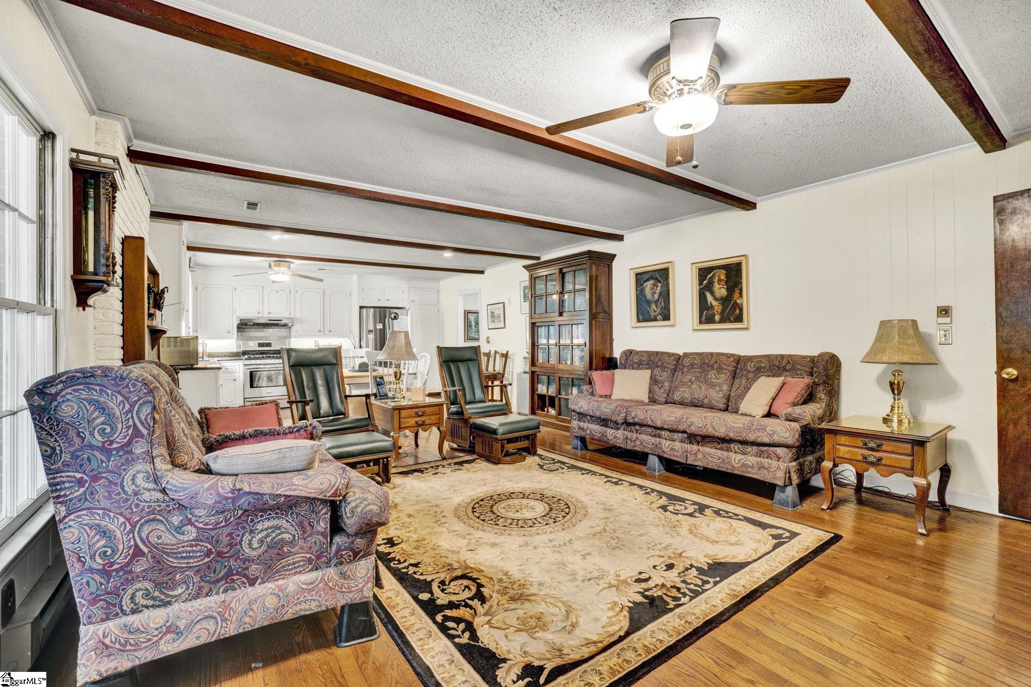 122 Melbourne Lane Greenville, SC 29615