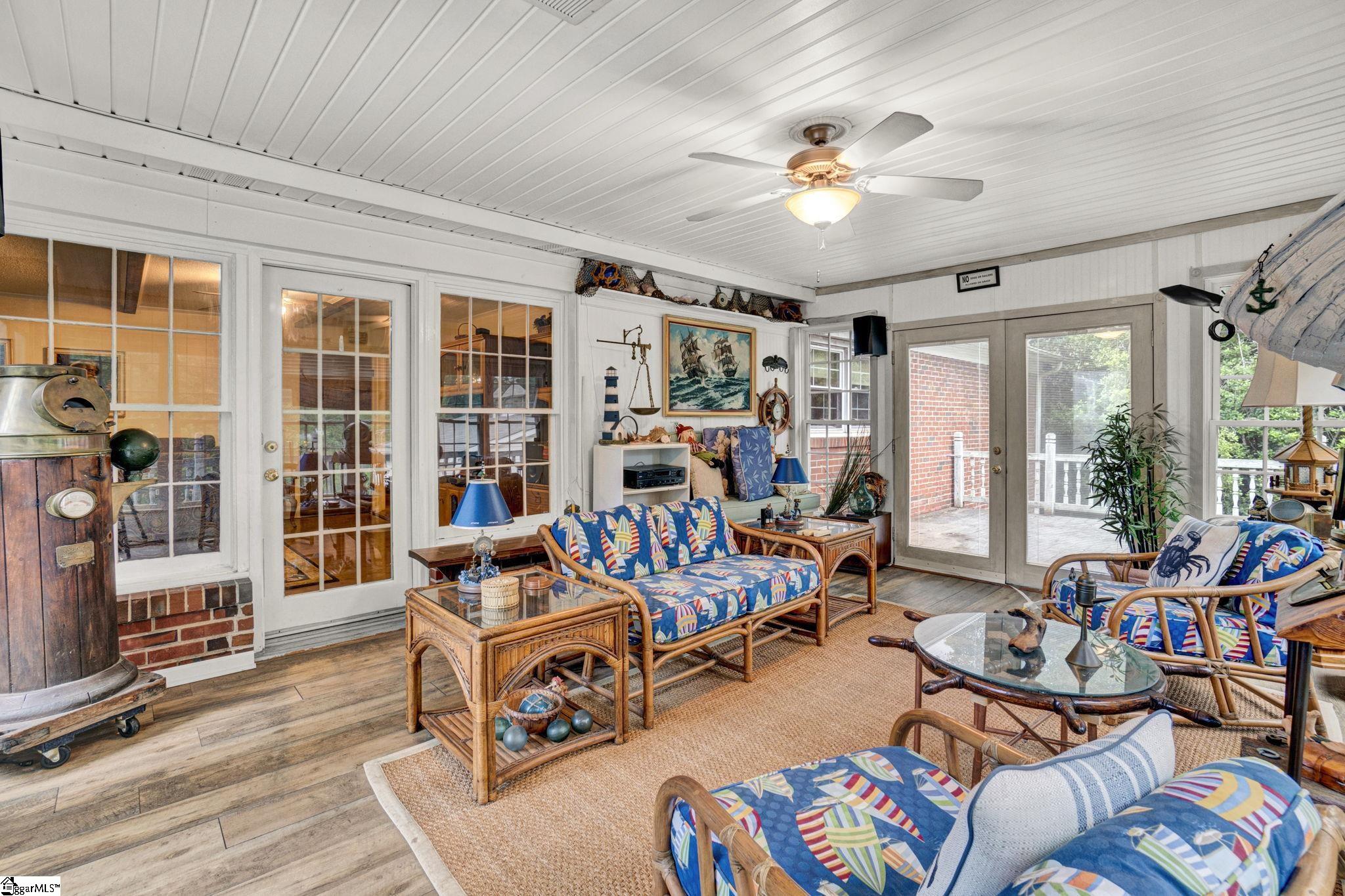 122 Melbourne Lane Greenville, SC 29615