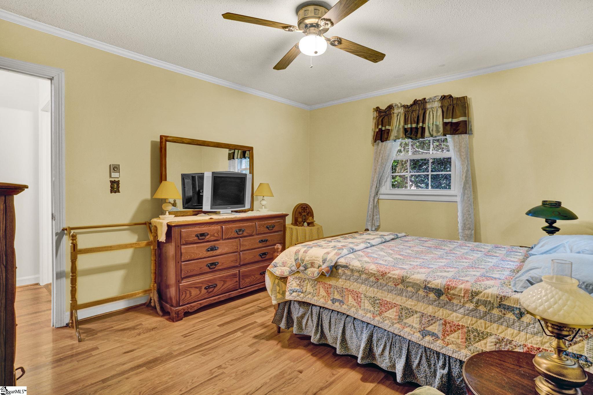 122 Melbourne Lane Greenville, SC 29615