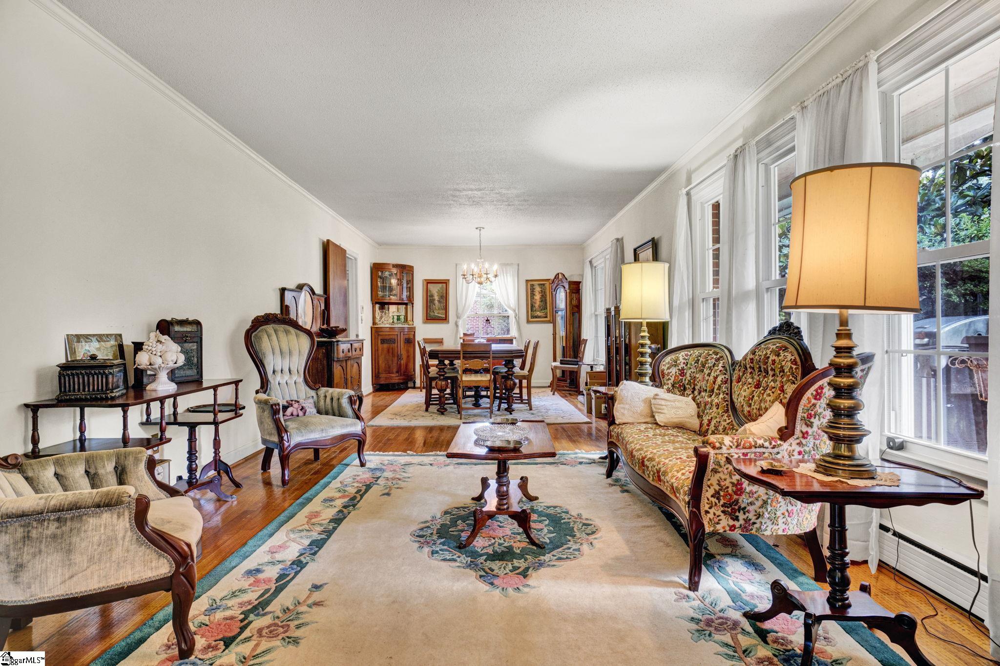 122 Melbourne Lane Greenville, SC 29615