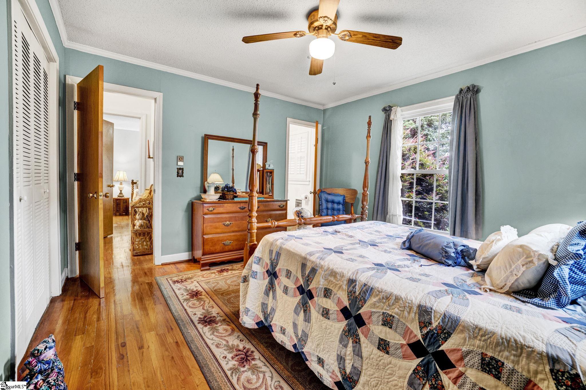122 Melbourne Lane Greenville, SC 29615