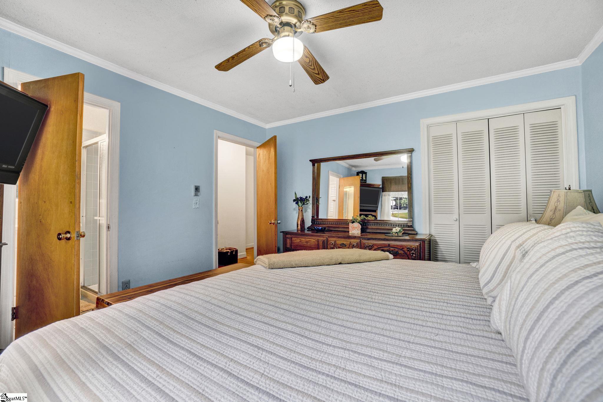 122 Melbourne Lane Greenville, SC 29615