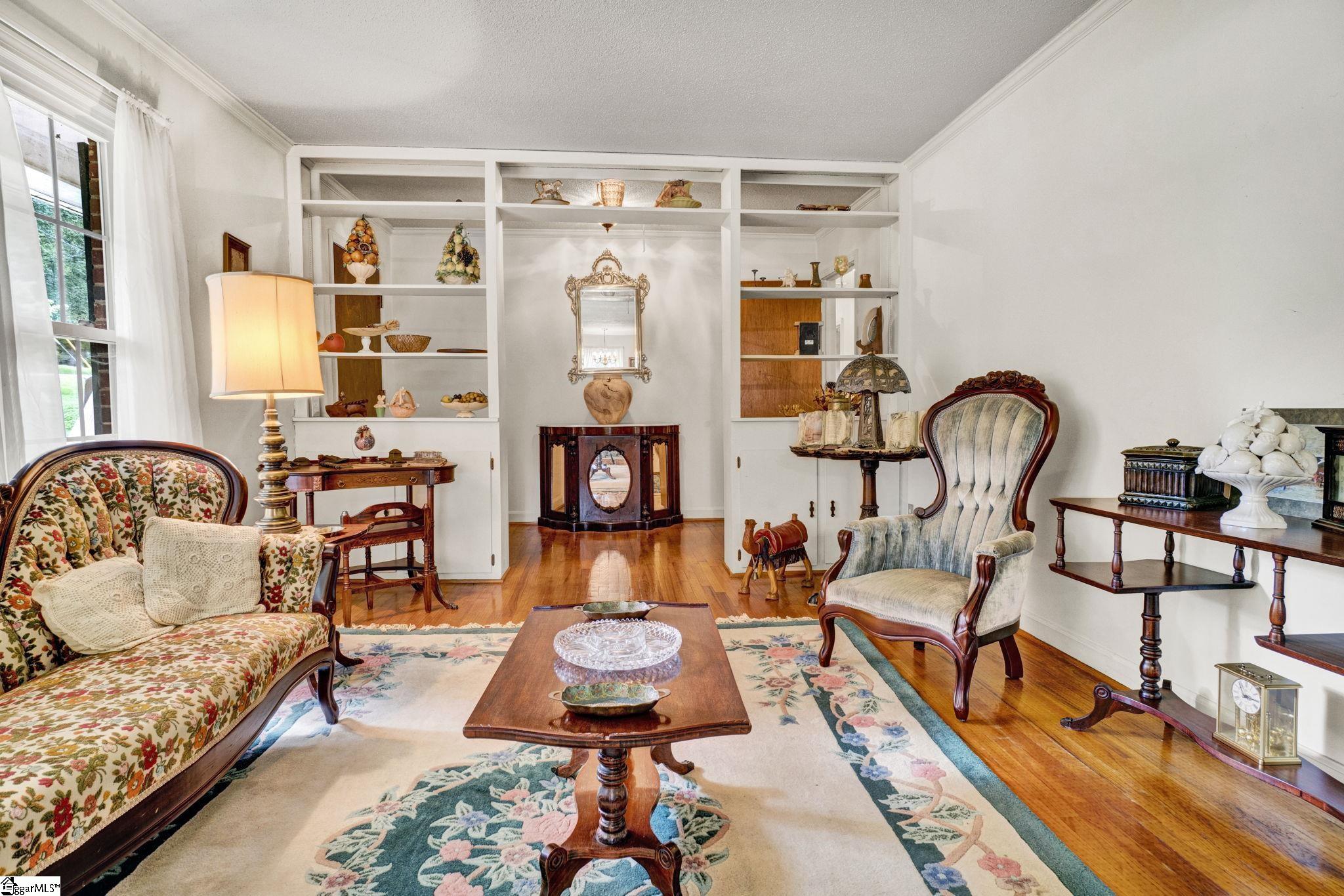 122 Melbourne Lane Greenville, SC 29615
