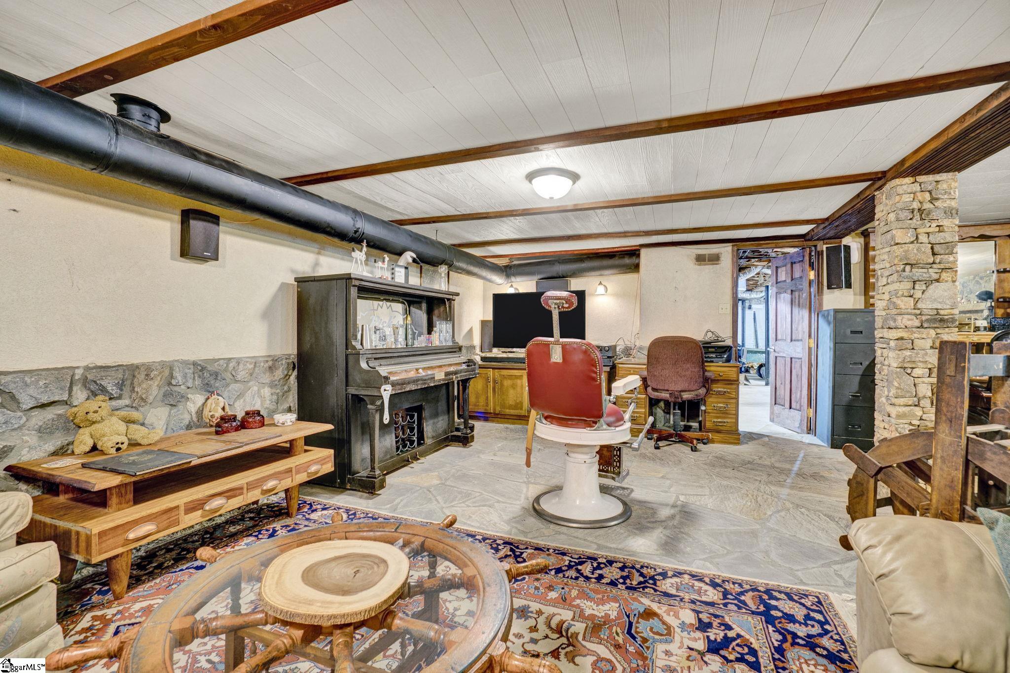 122 Melbourne Lane Greenville, SC 29615