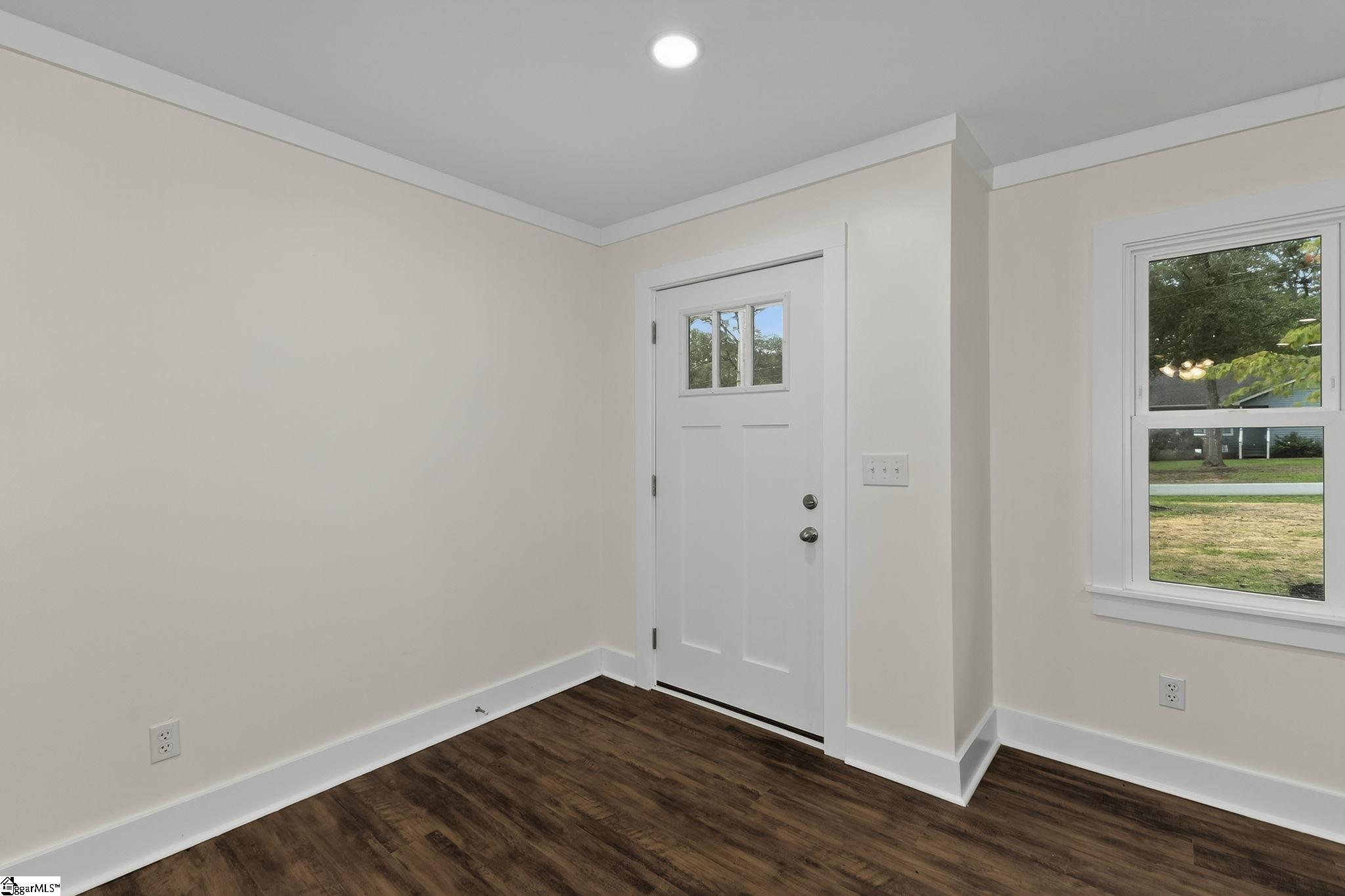 127 Wilbon Circle Simpsonville, SC 29681